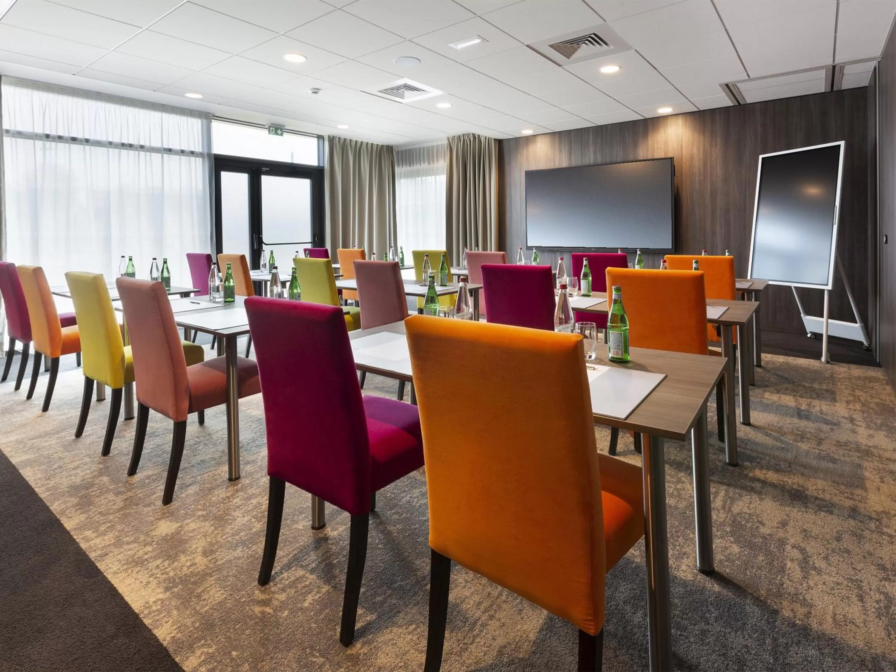 Meeting/conference room in Hôtel Roi Soleil Prestige Plaisir - St Quentin