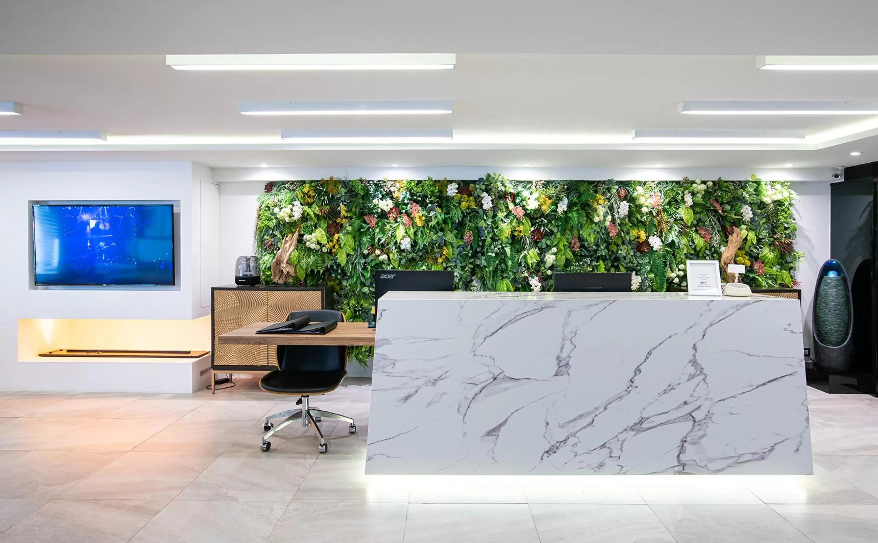 Lobby or reception in Benviar Tonson Residence