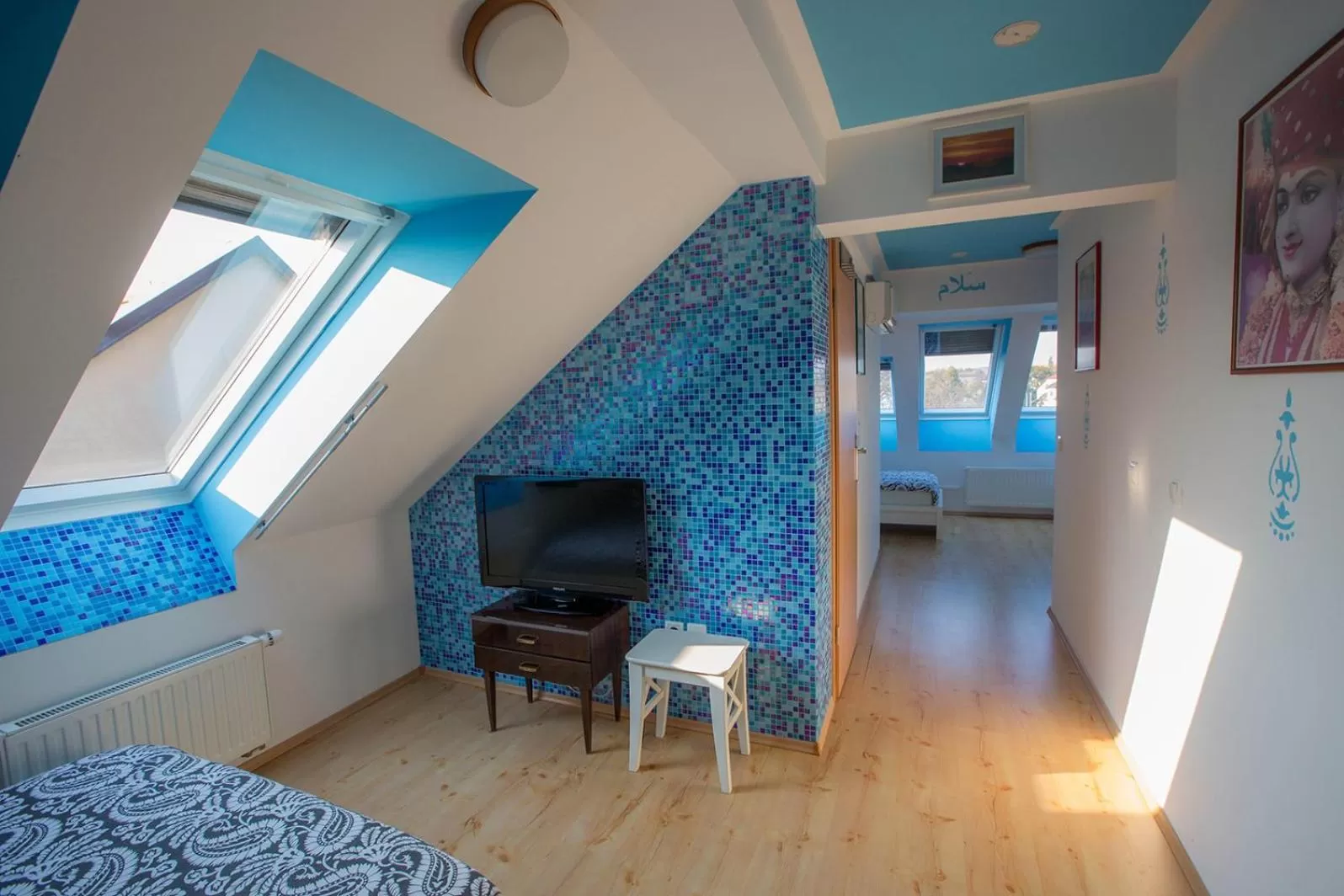 TV/Entertainment Center in Hostel Sonce