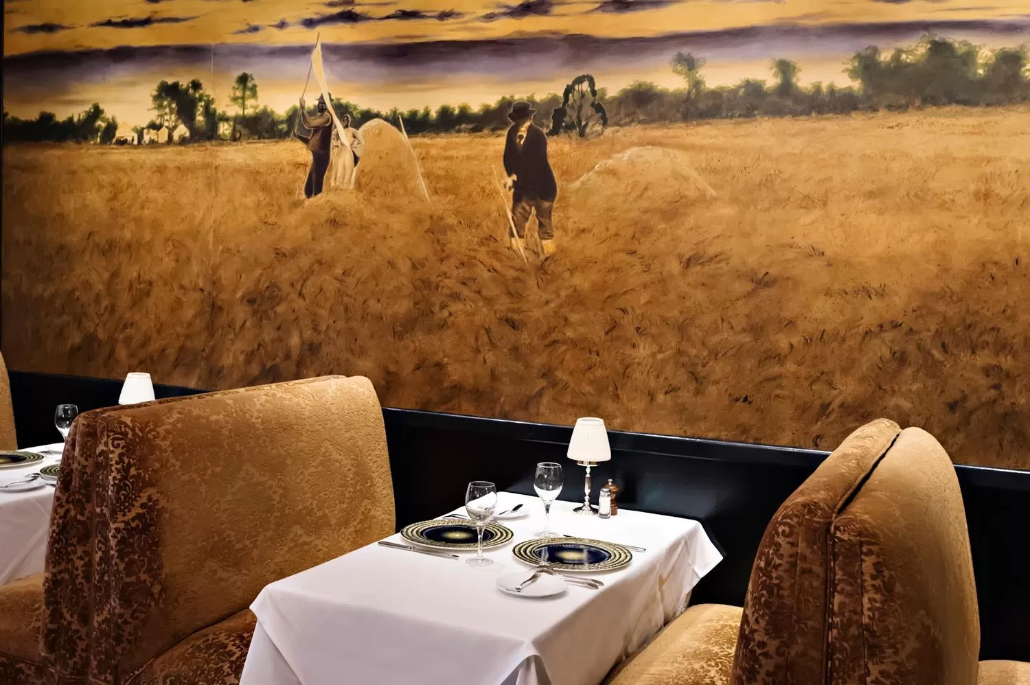 Restaurant/places to eat in Planters Inn - Charleston