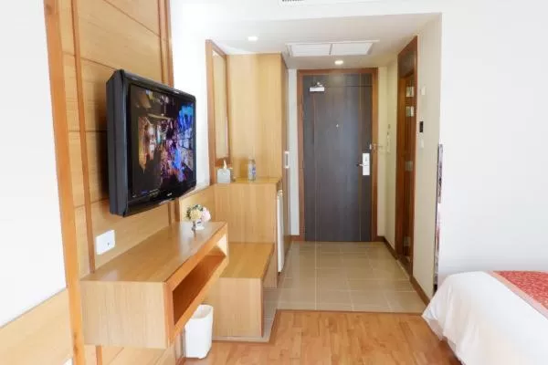 TV/Entertainment Center in Dynasty Inn