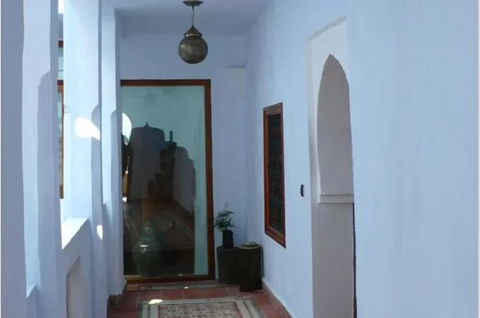 Decorative detail, TV/Entertainment Center in Hôtel Ras El Maa