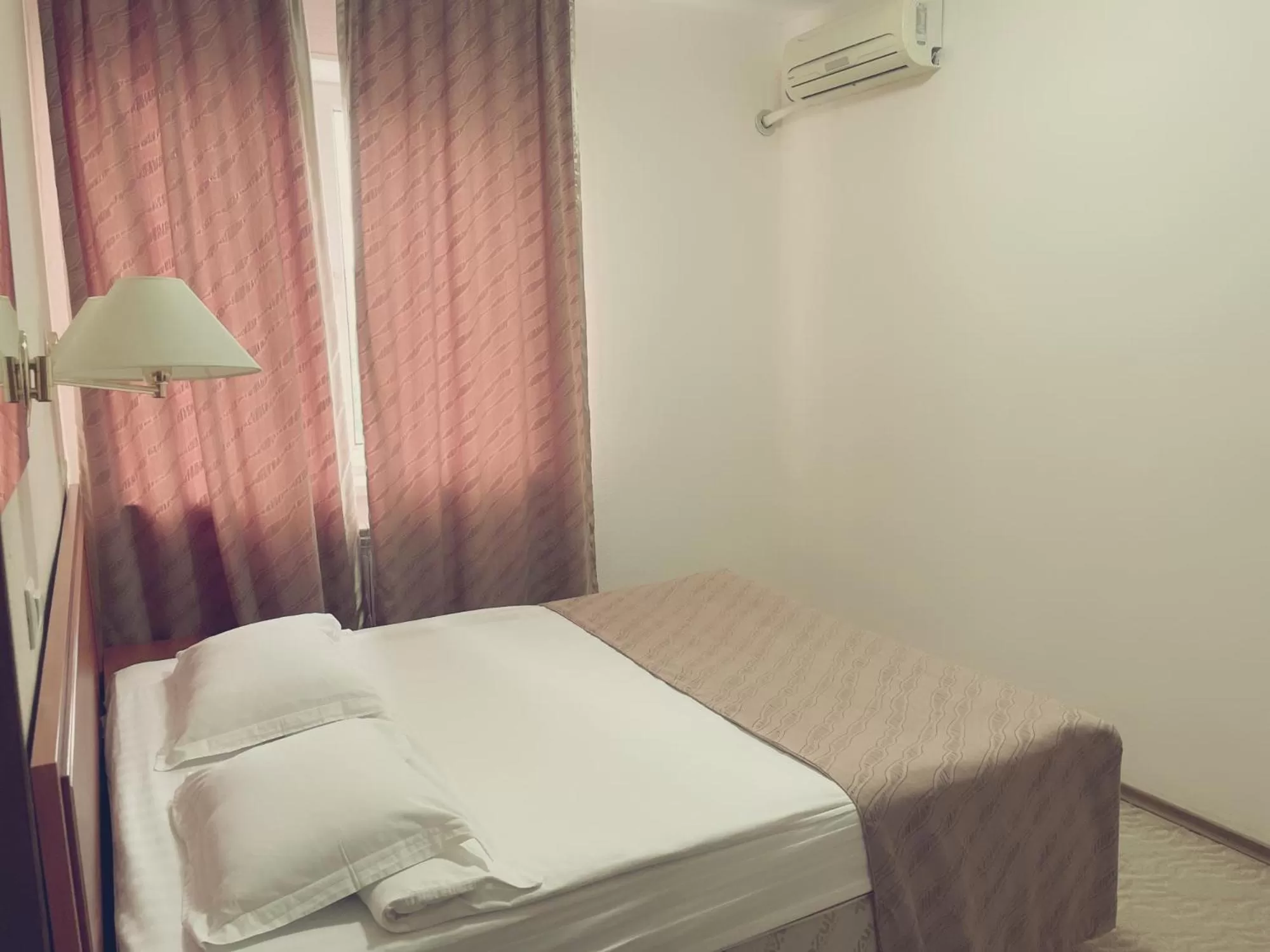 Bedroom, Bed in Tengri Hotel