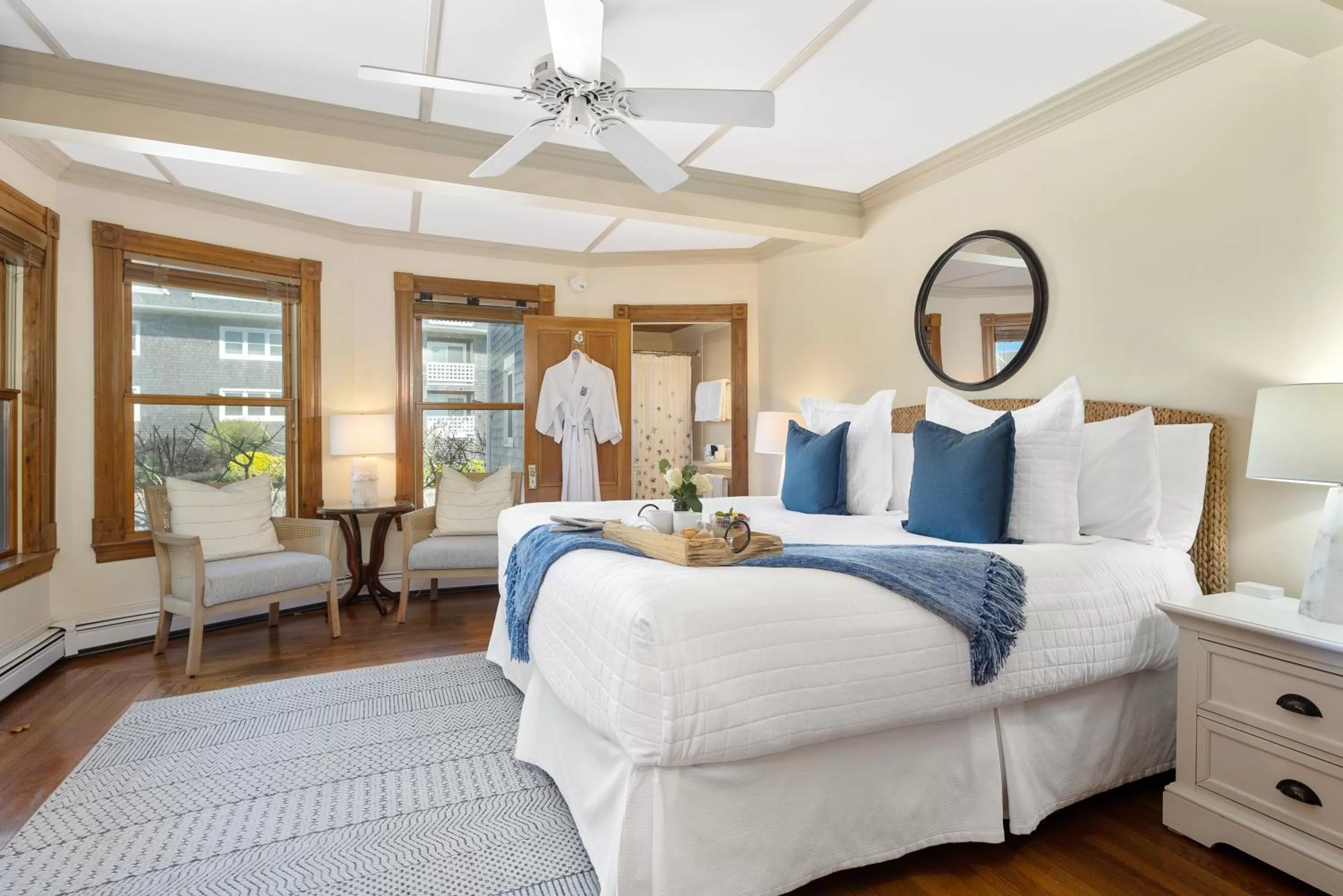 Bed in Inn on the Sound