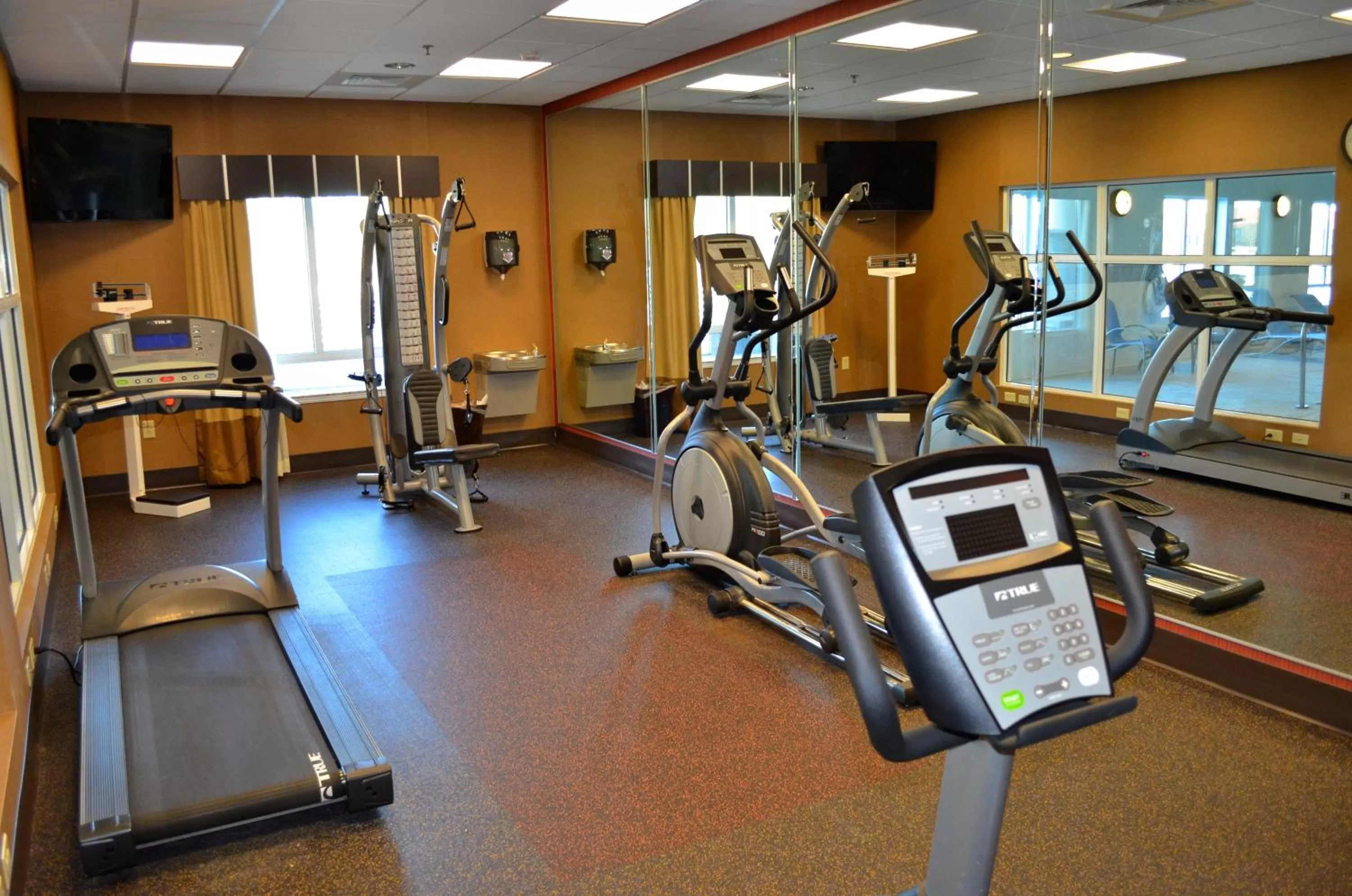Spa and wellness centre/facilities in Holiday Inn Express & Suites - Smithfield/Selma by IHG