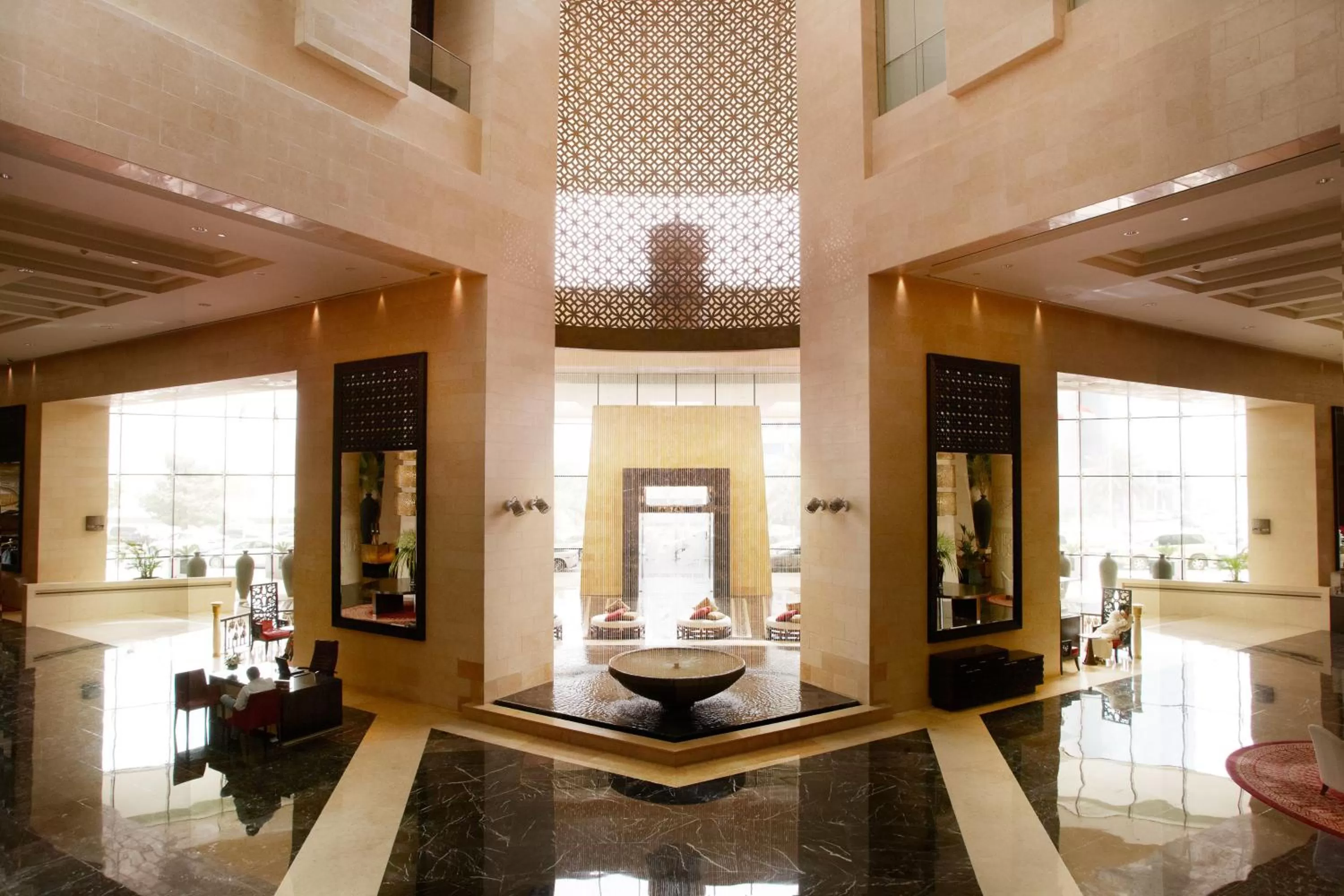 Lobby or reception in Raffles Dubai