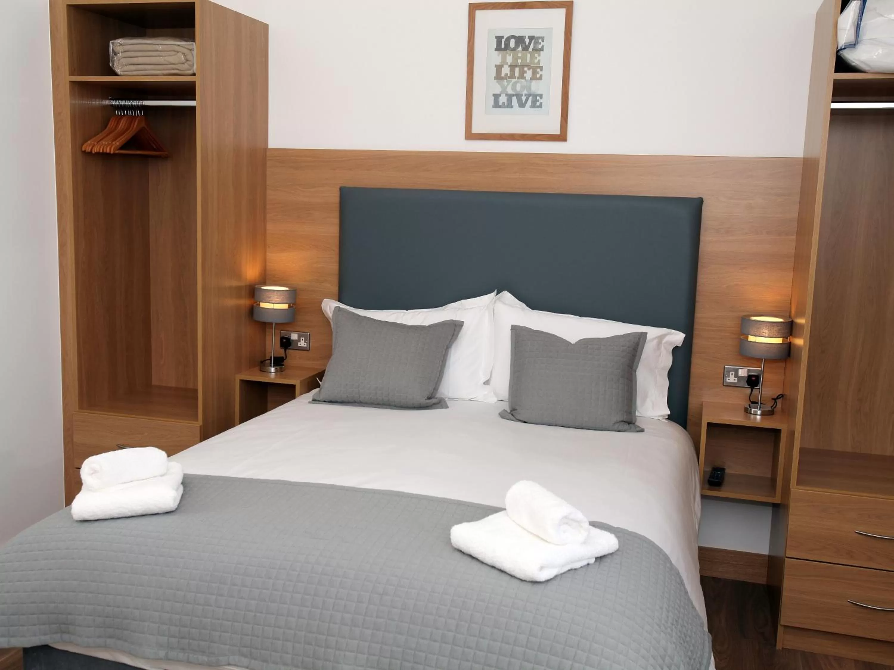 Bedroom in All Seasons