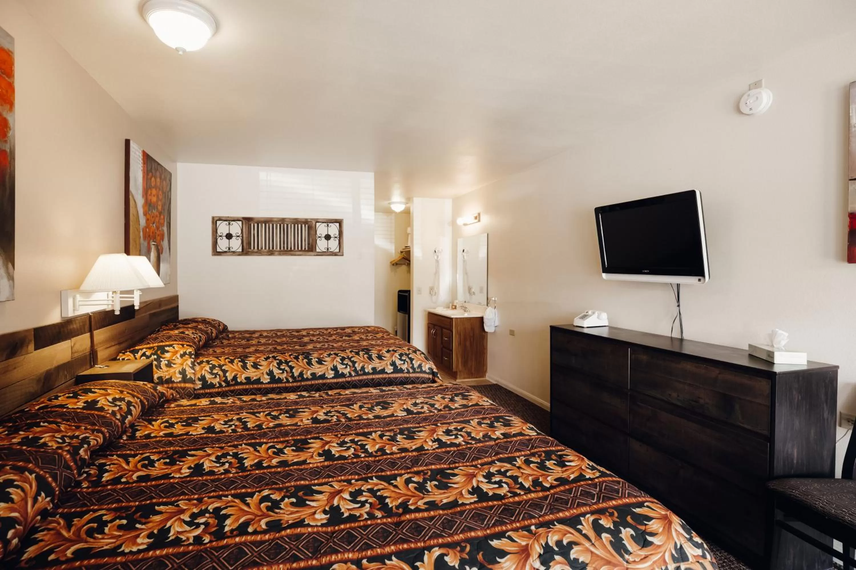 Bed in Vintage Lakeside Inn