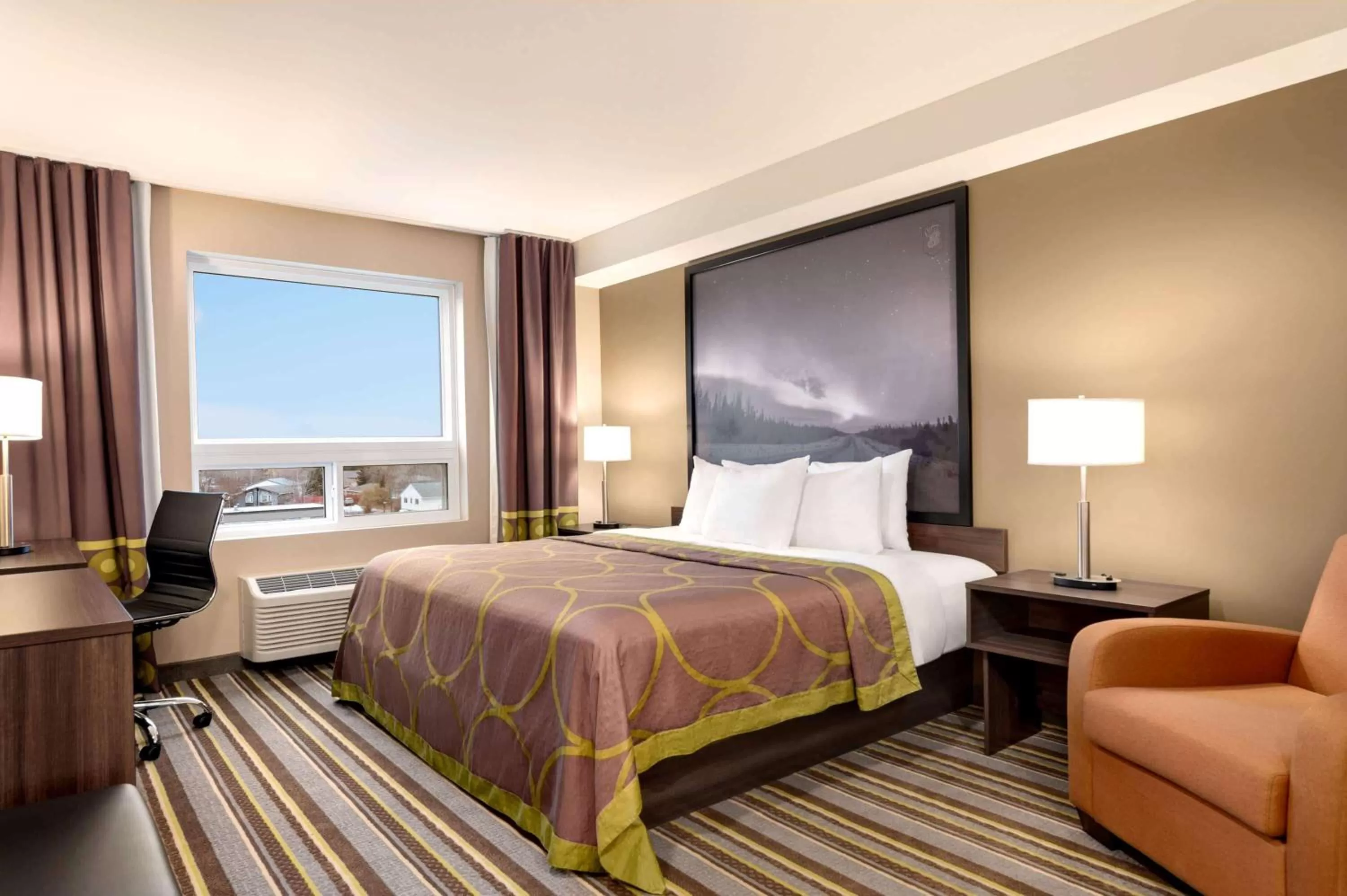 Photo of the whole room, Bed in Super 8 by Wyndham Thompson