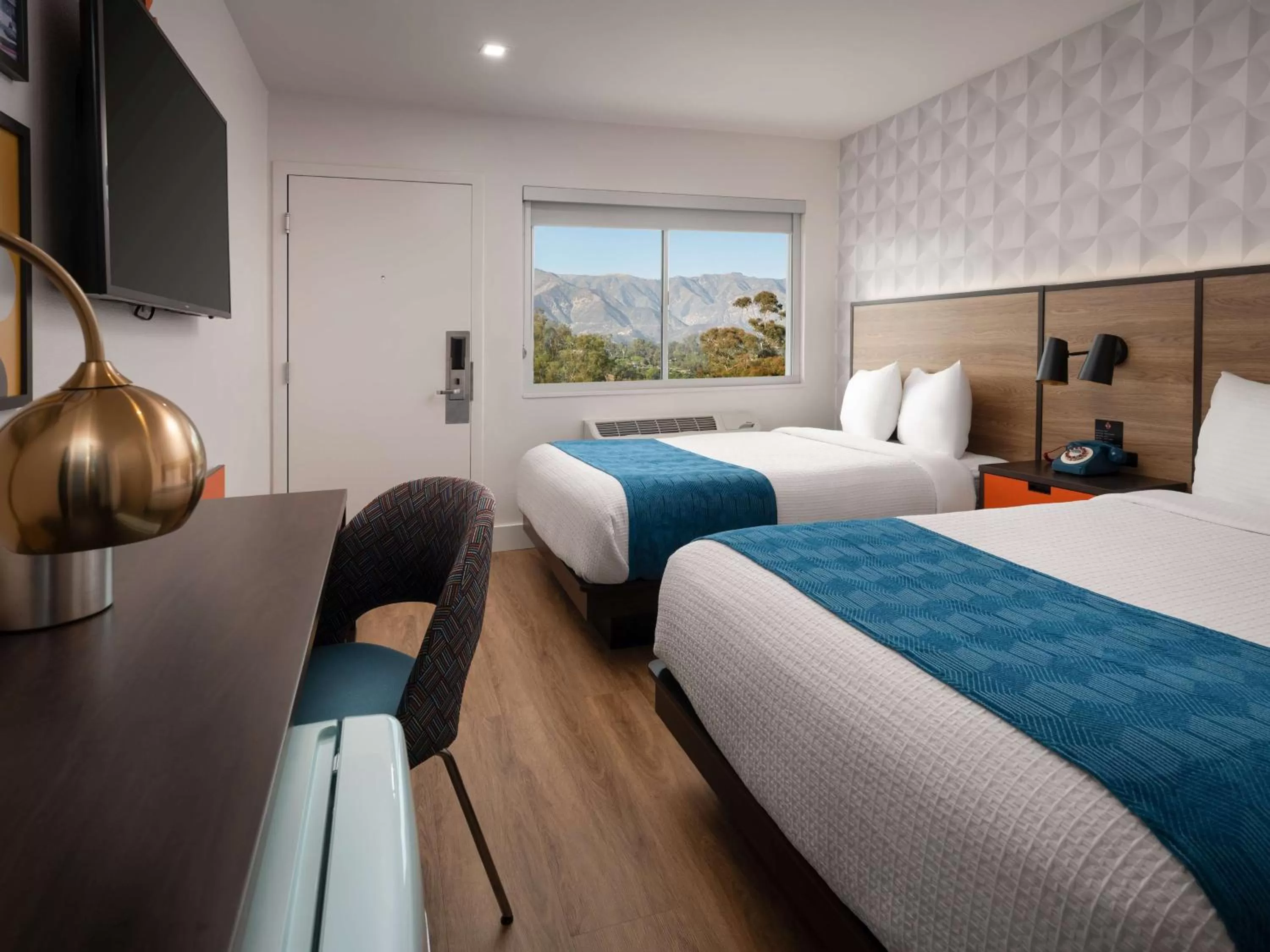 Bedroom, Bed in Motel 6-Santa Barbara, CA - Beach