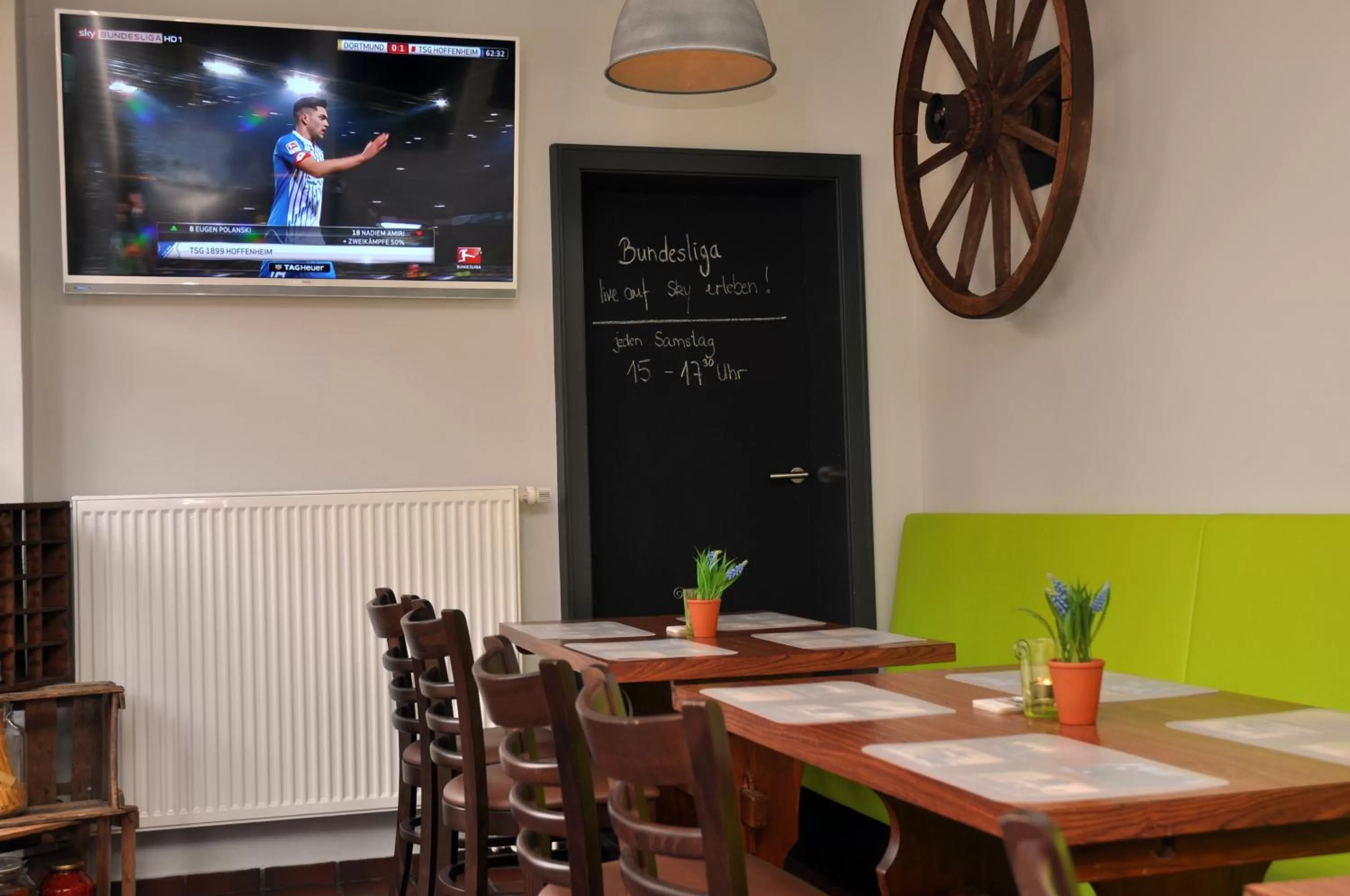 Communal lounge/ TV room in Romantik Hotel Schmiedegasthaus Gehrke