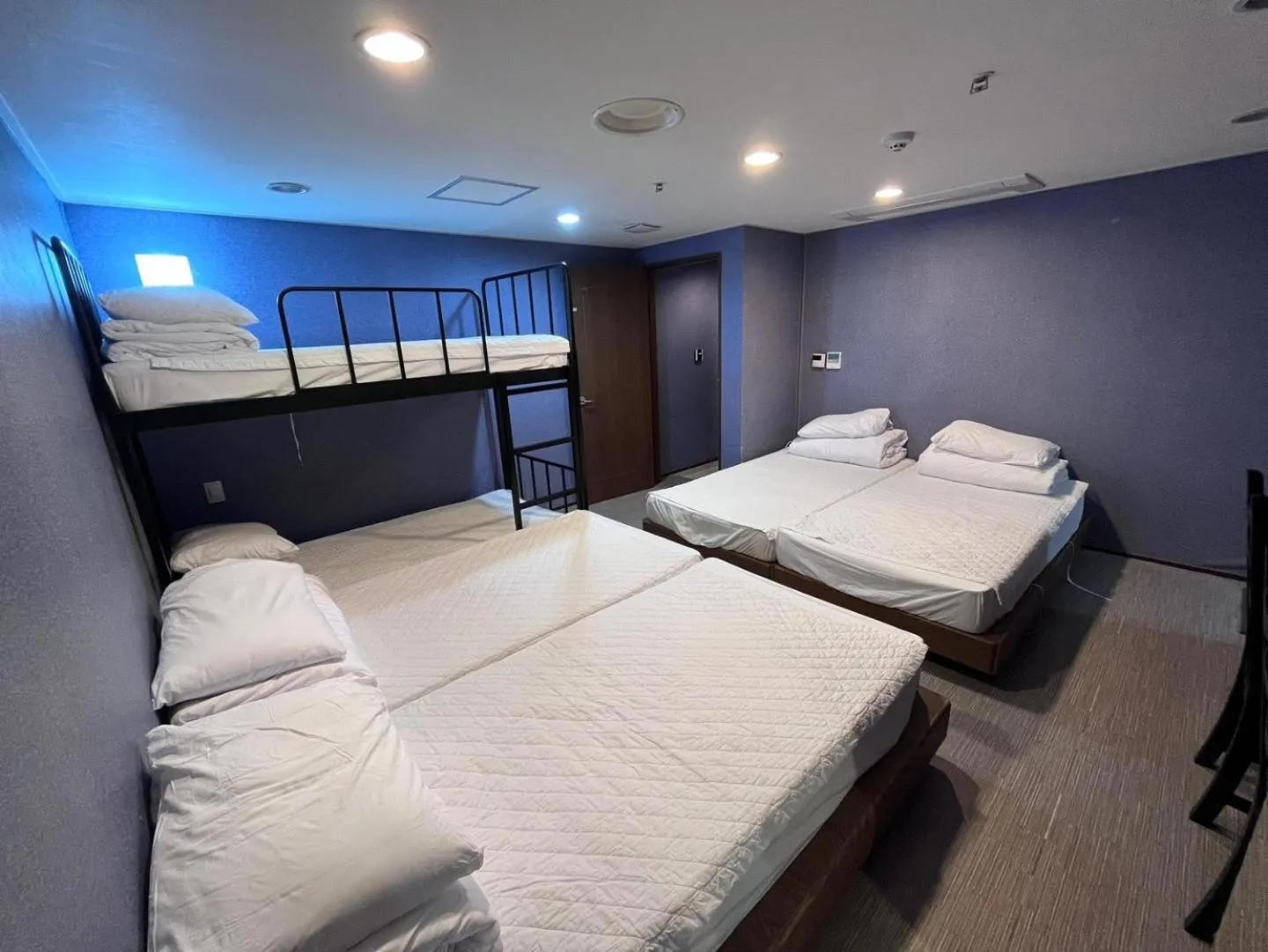 Photo of the whole room, Bed in Soosong Guesthouse Gwanghwamun Myeongdon g