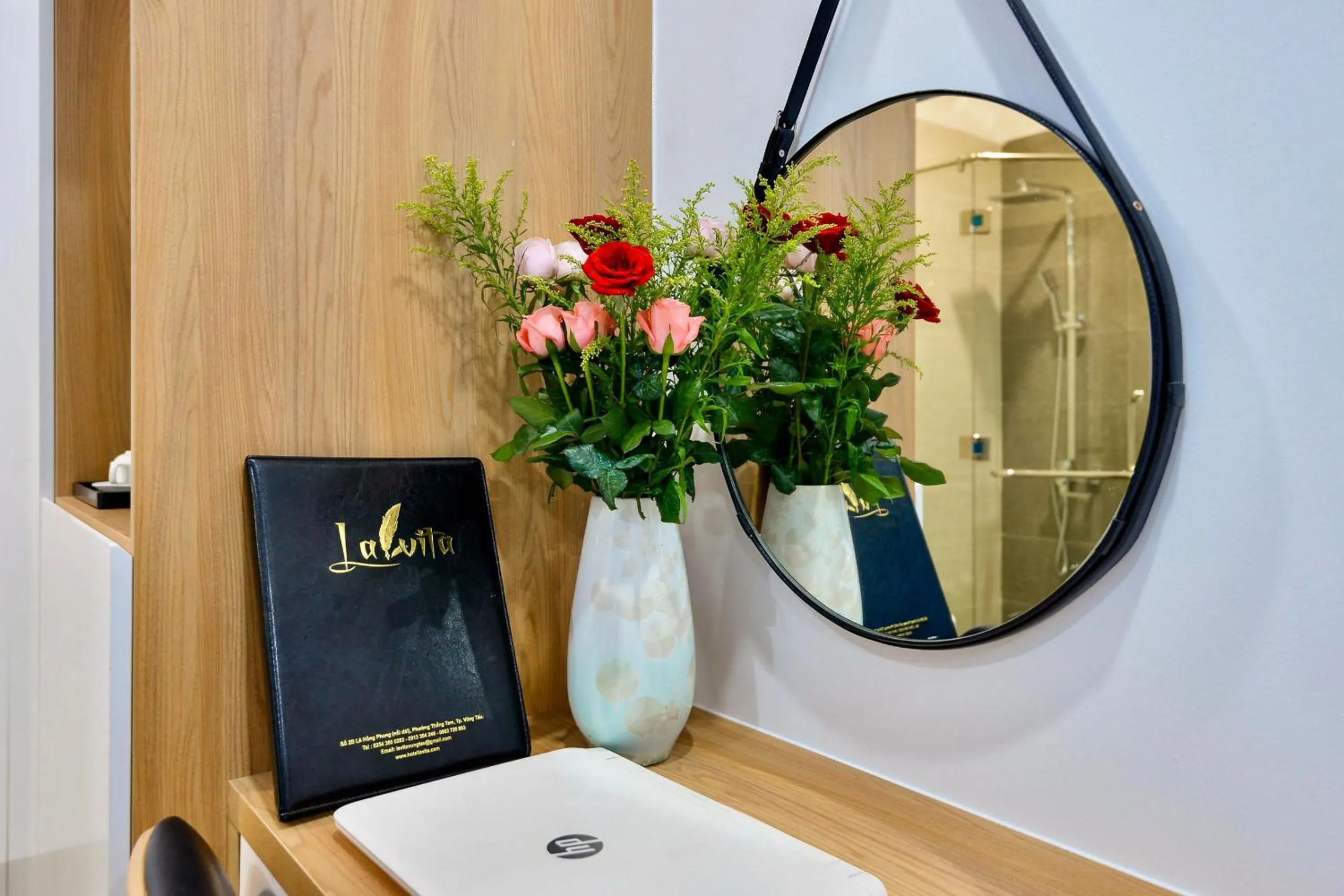 TV and multimedia in La Vita Hotel