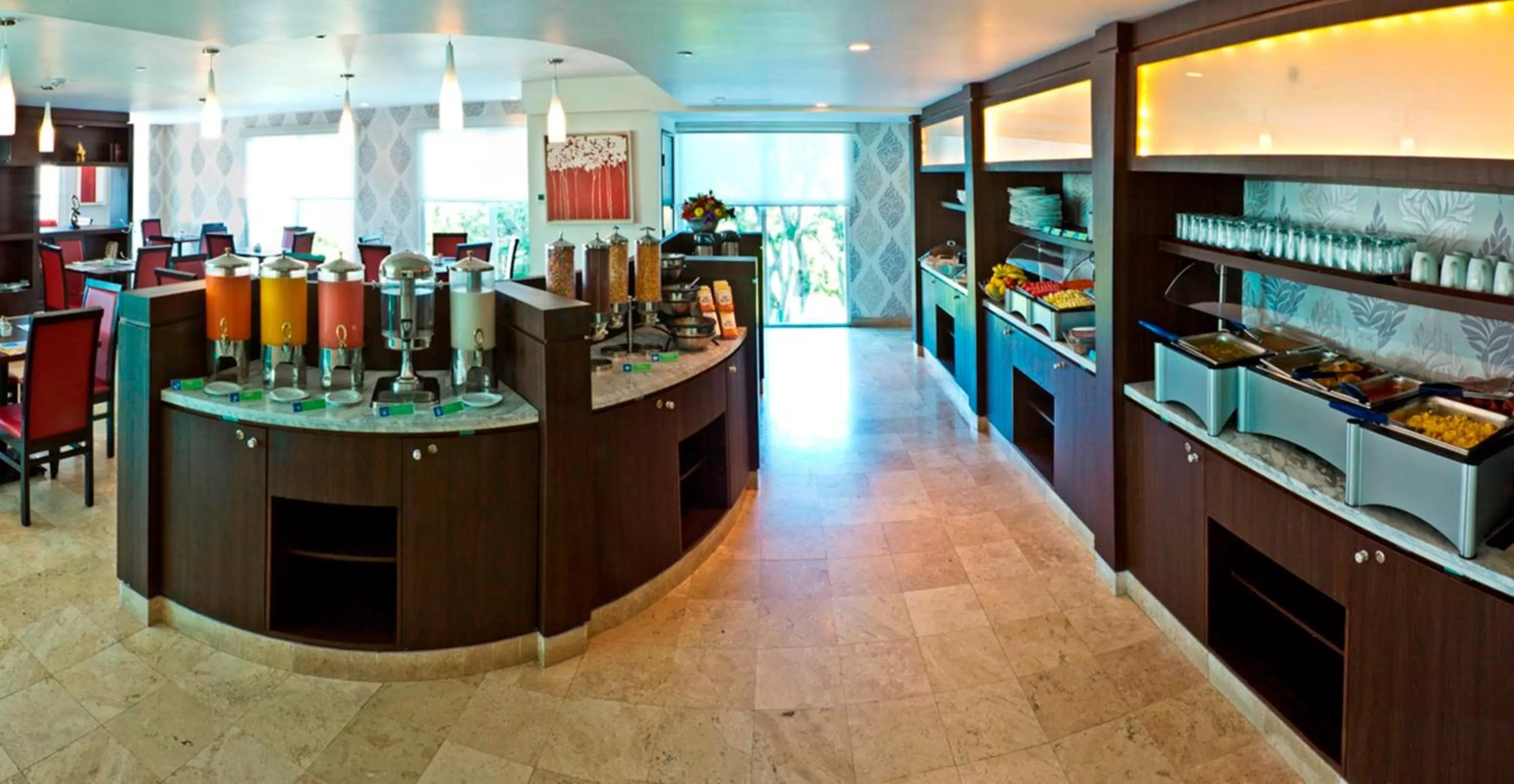 Restaurant/places to eat in Holiday Inn Express & Suites Queretaro by IHG