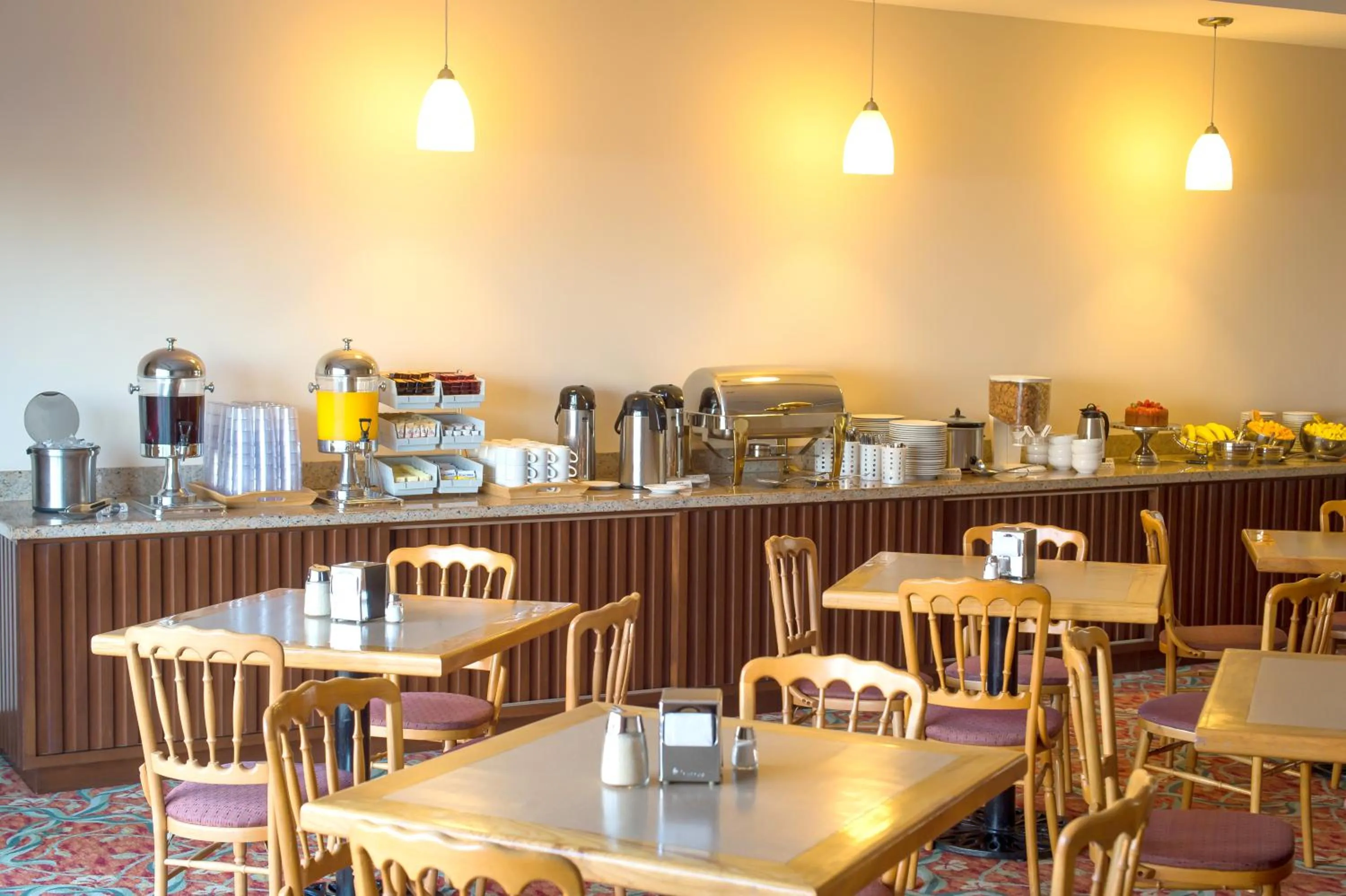 Breakfast in Hotel Brio Inn