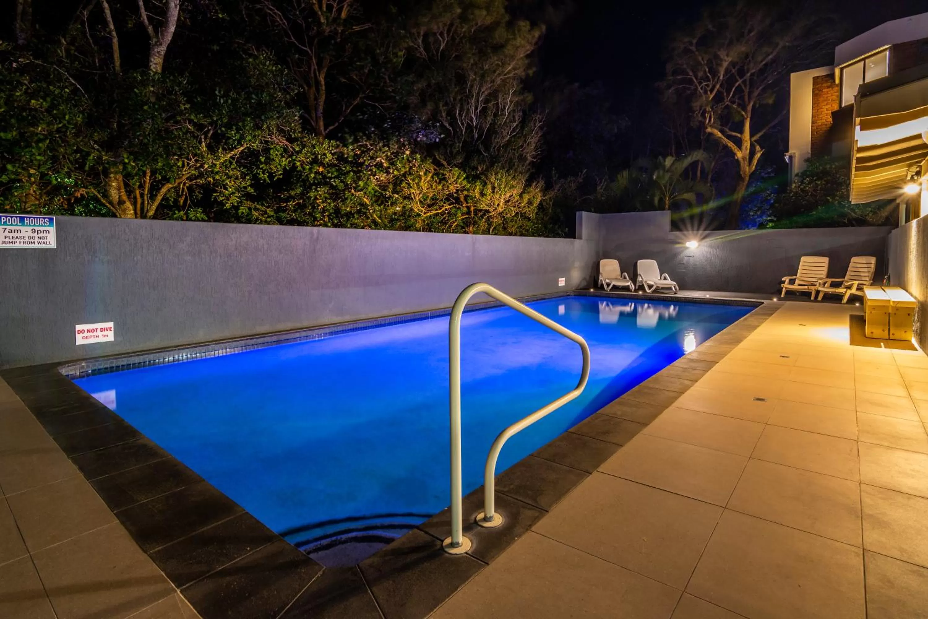 Swimming pool in 84 The Spit Holiday Apartments