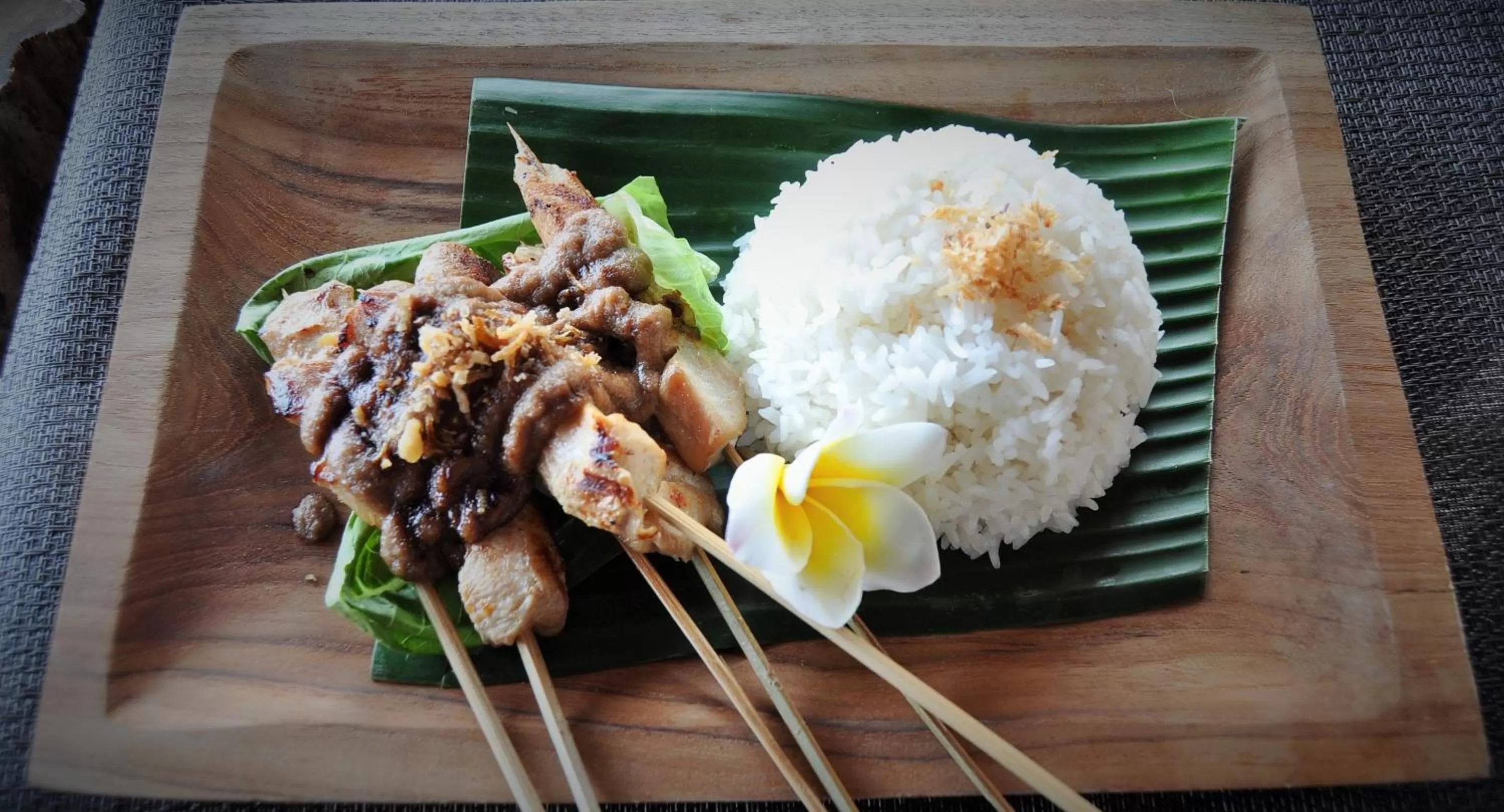 Food and drinks in Ocean Terrace Suite And Spa Luxury