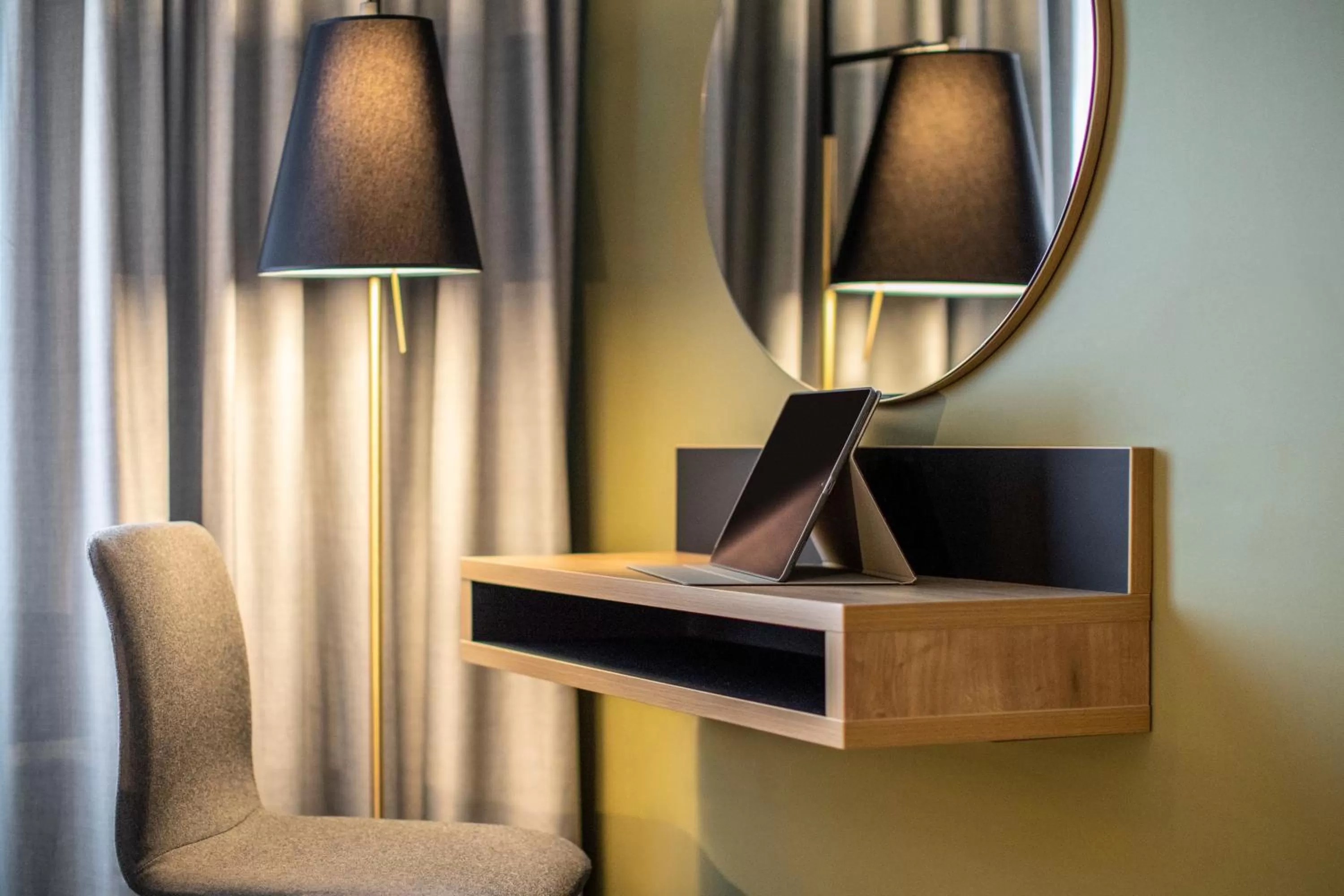 Bedroom in Mercure Nottingham Sherwood