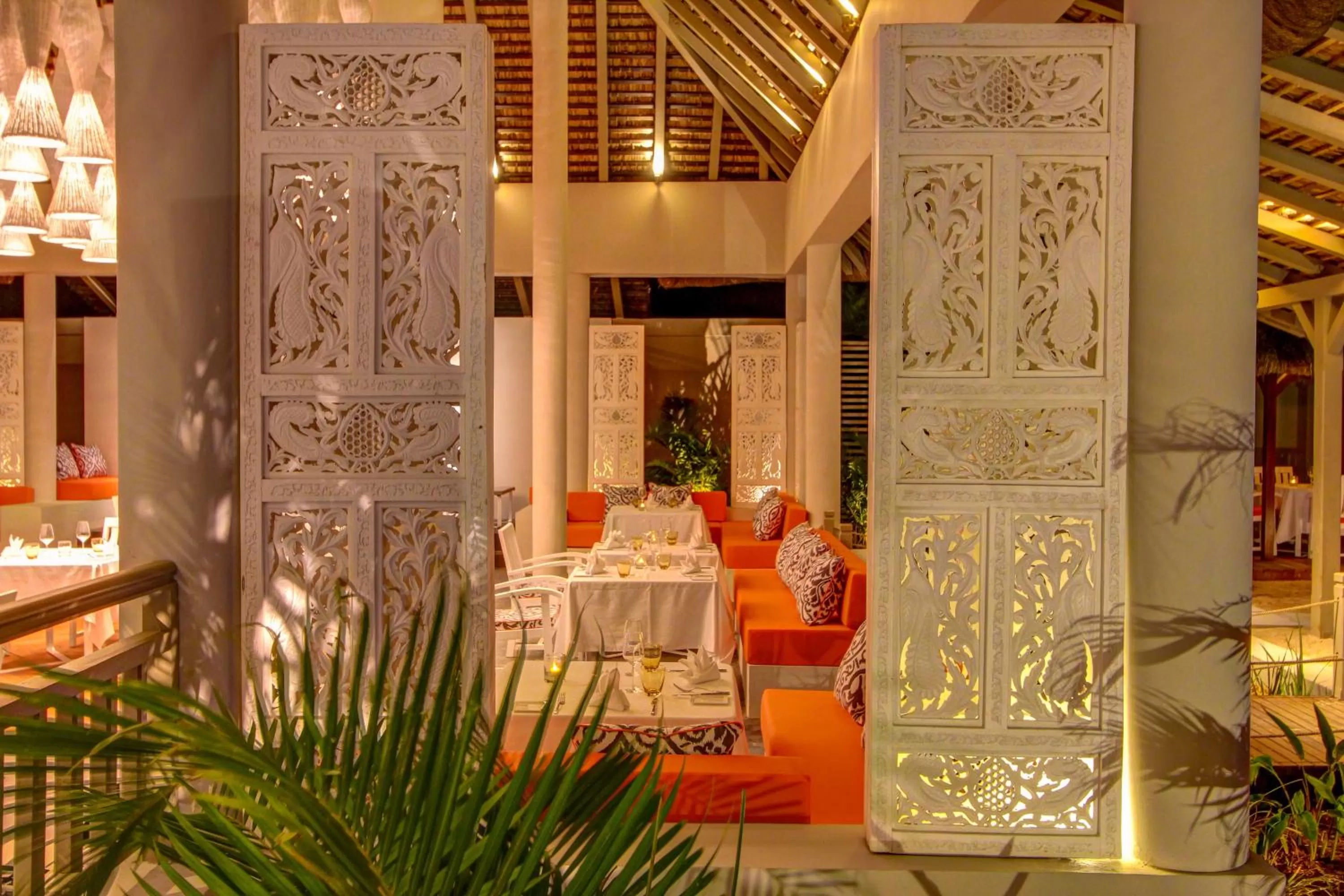 Restaurant/places to eat in Solana Beach Mauritius - Adults Only