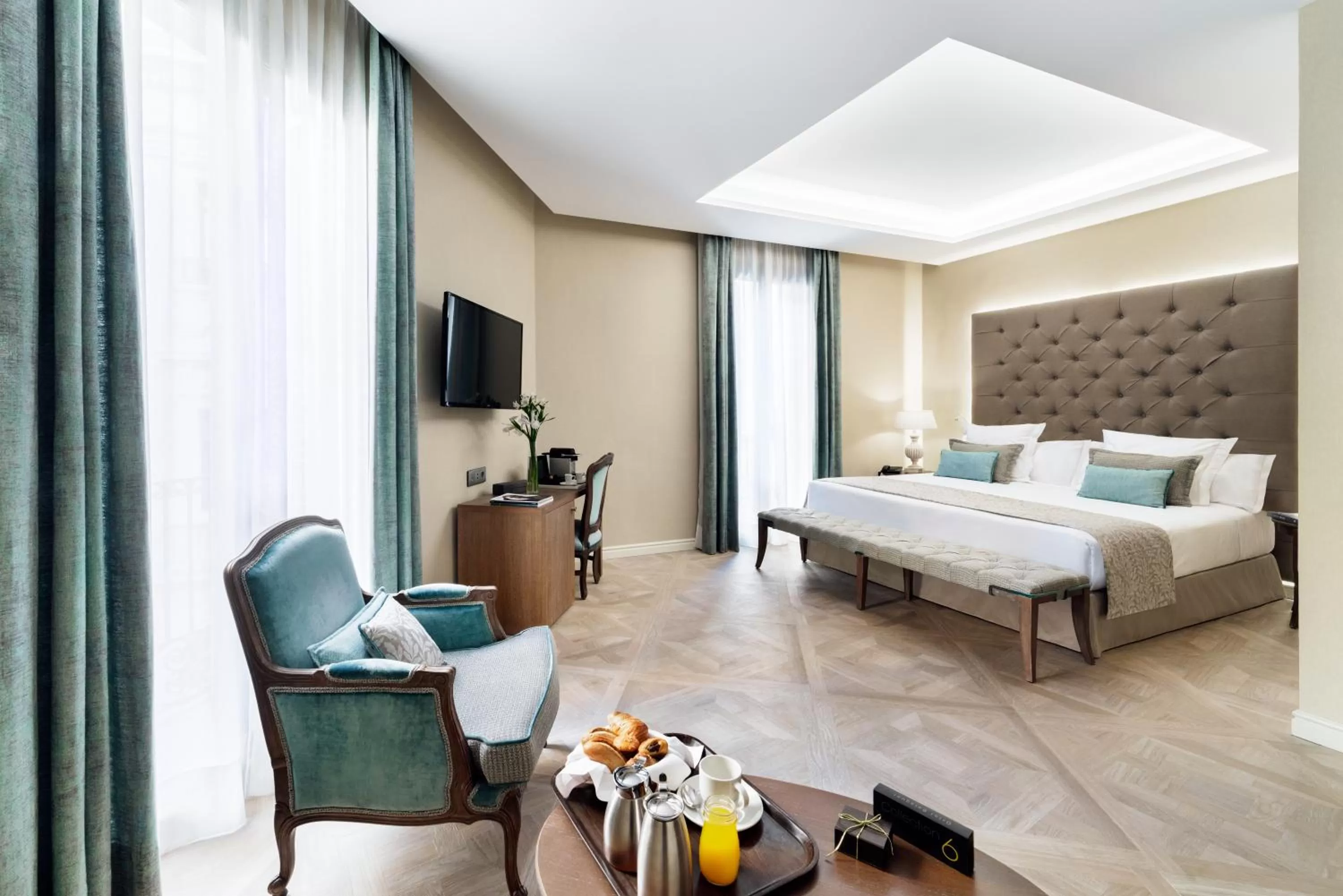 Bedroom in Colón Hotel Barcelona