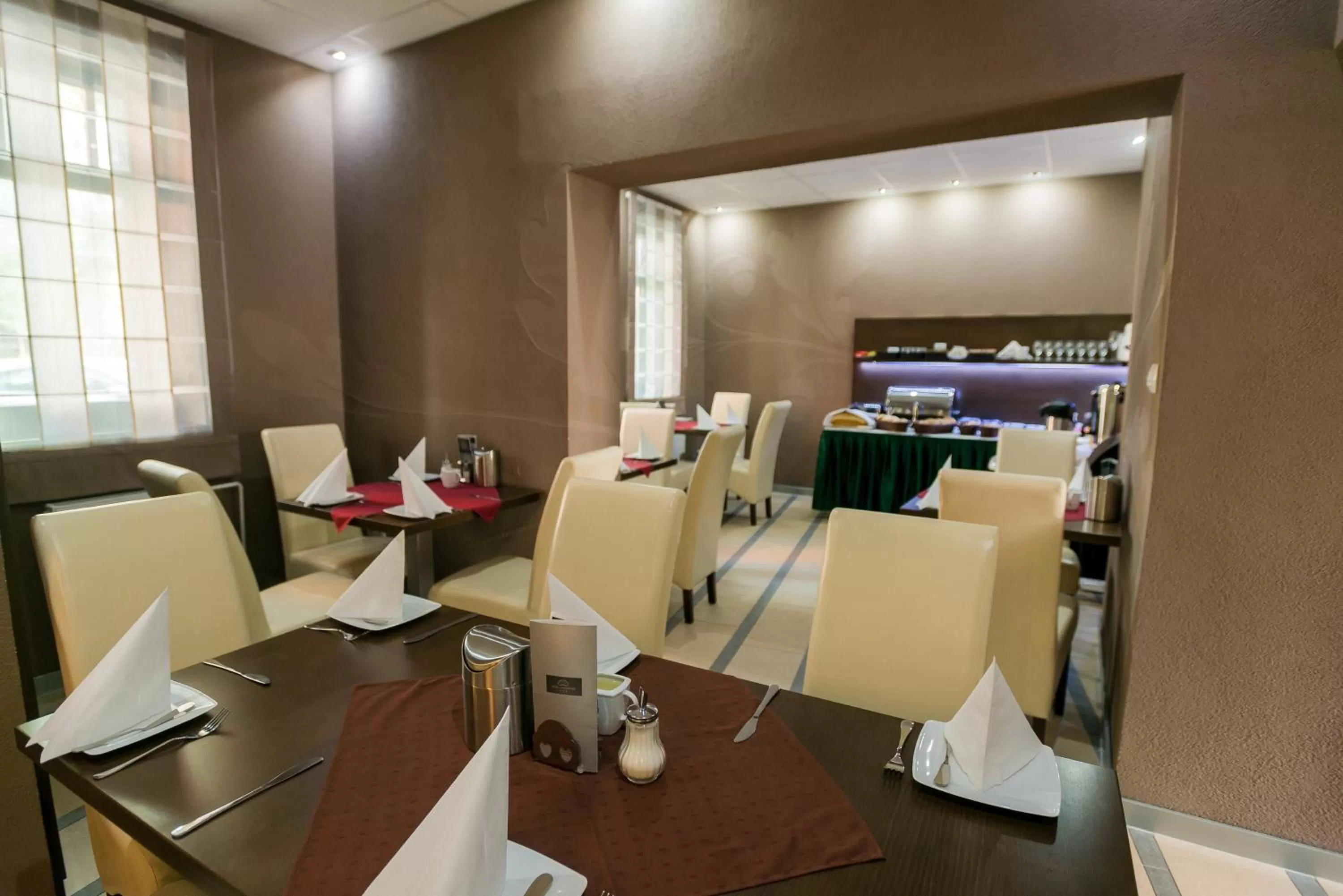 Restaurant/places to eat in Hotel Fürdőház