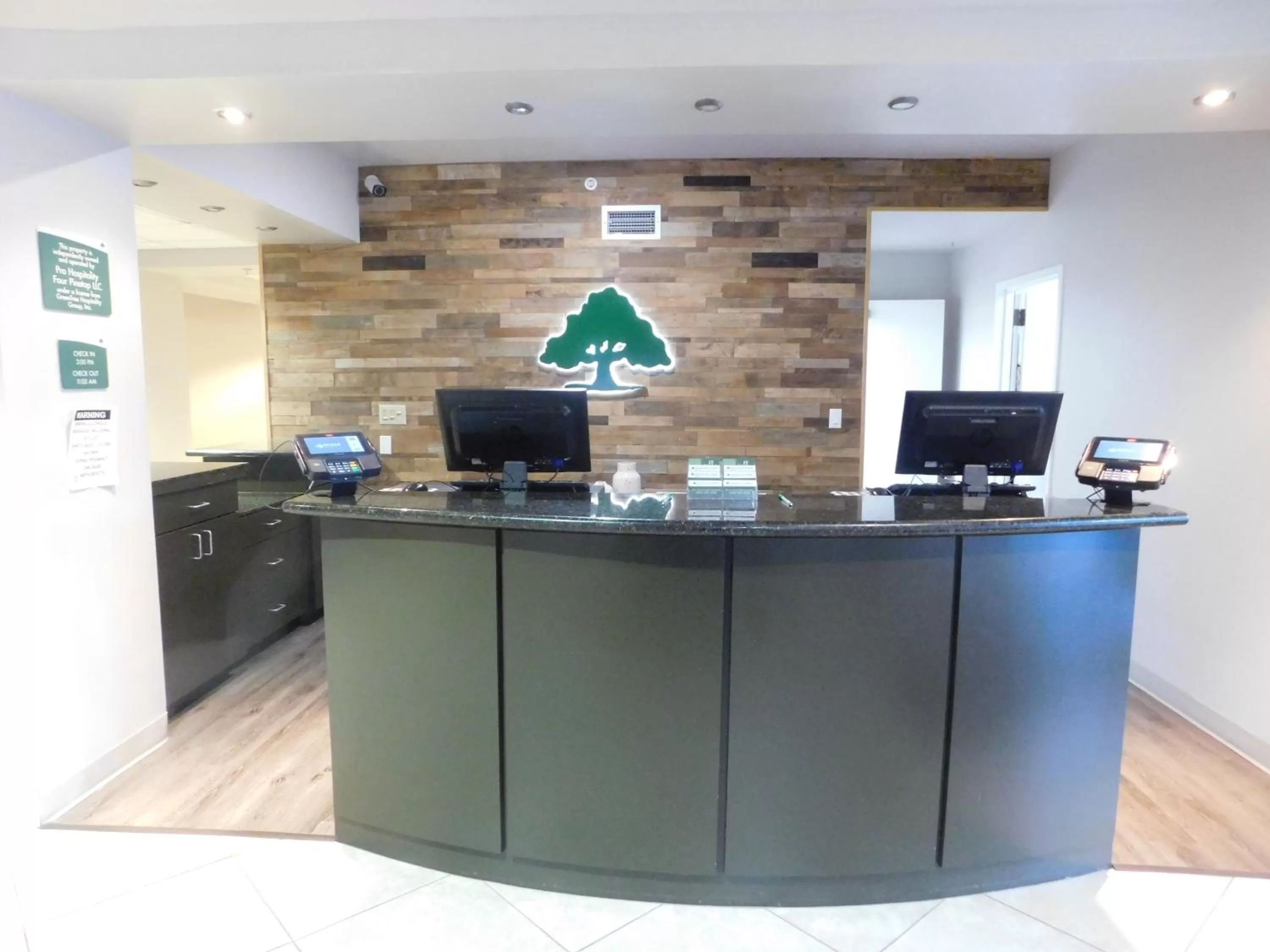 Lobby or reception in GreenTree Inn & Suites Pinetop
