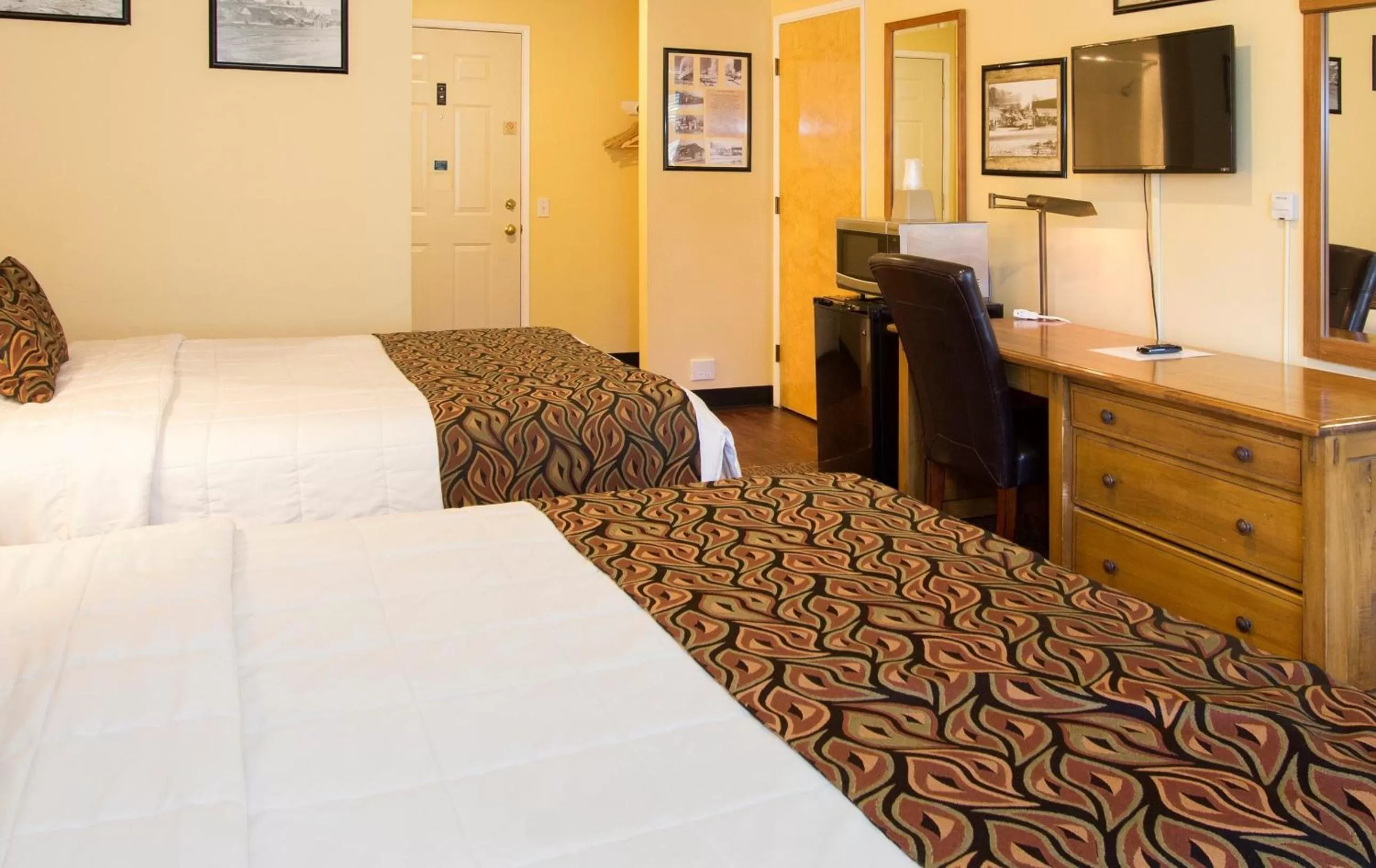 Bedroom, Bed in Holiday Haus