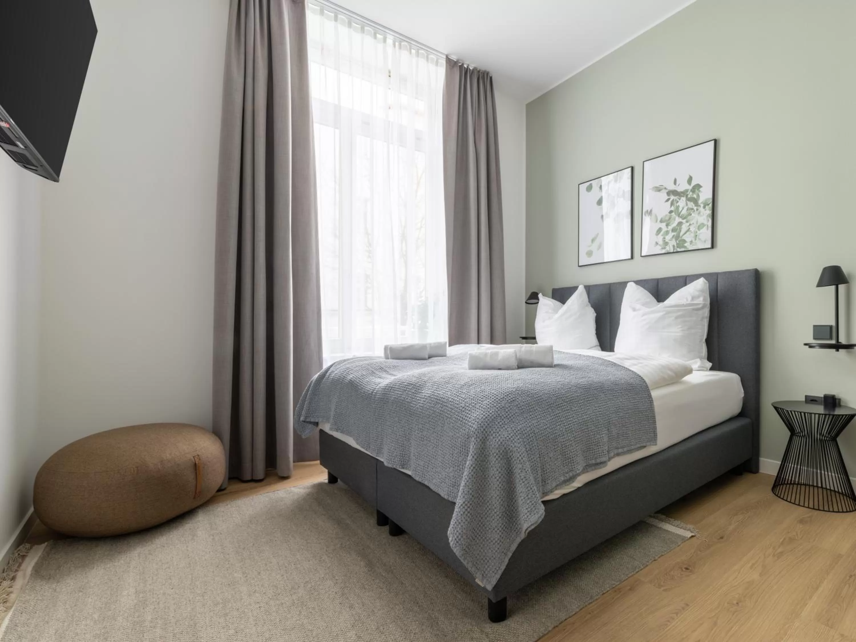 Bed in Limehome Rosenheim Gillitzerstraße