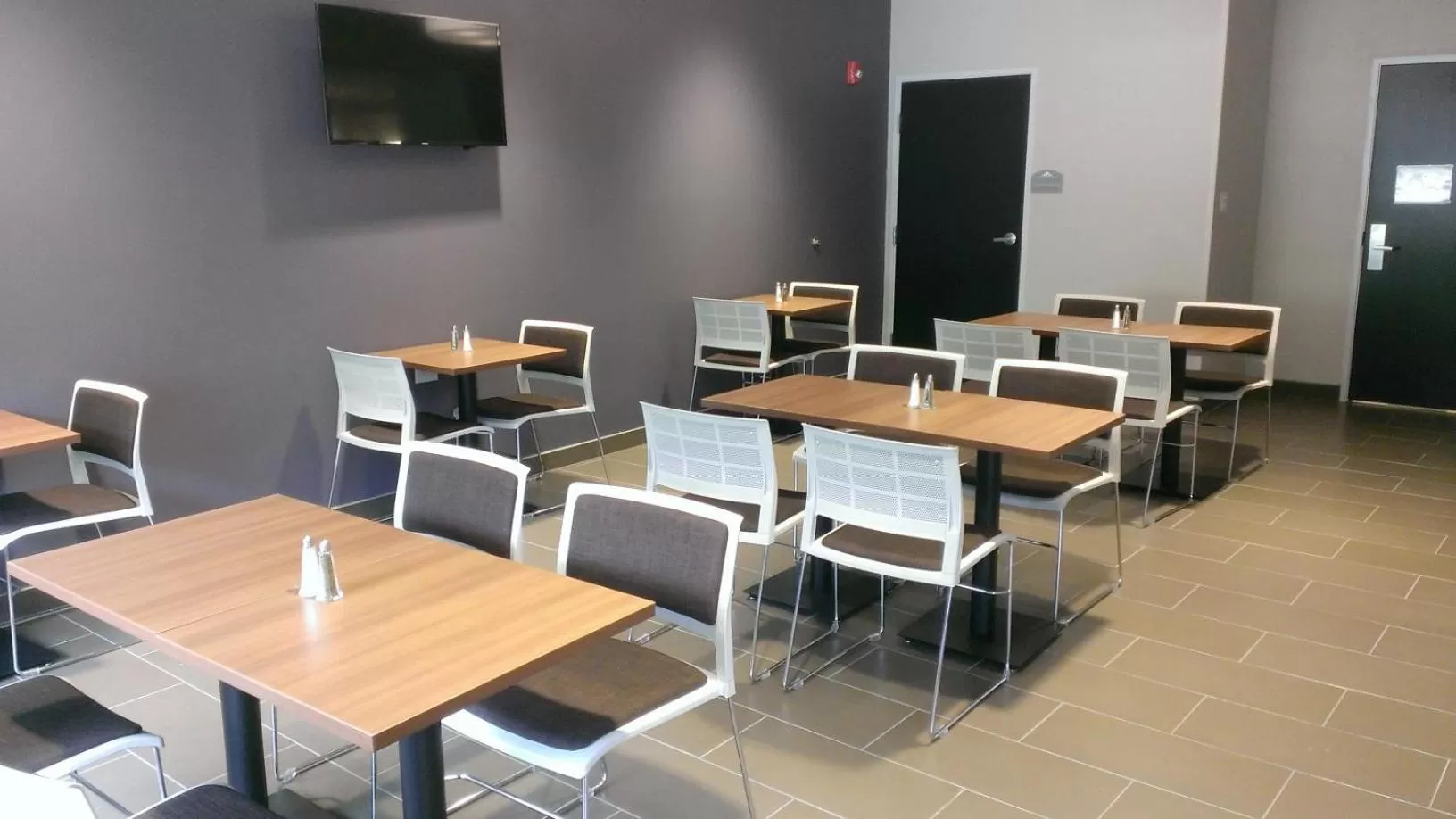 Area and facilities in Microtel Inn & Suites by Wyndham Binghamton