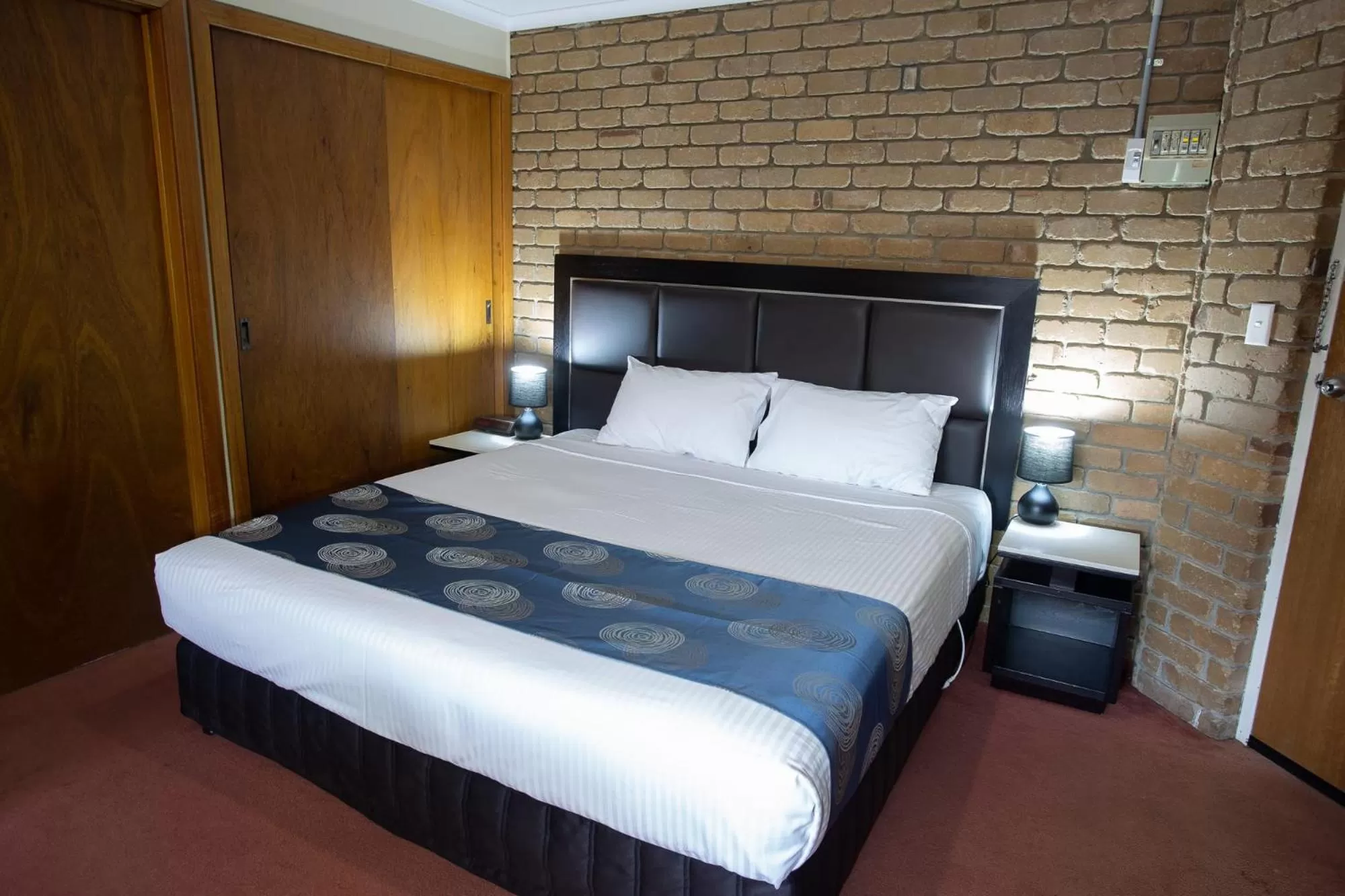 Bed in Goldfields Motel