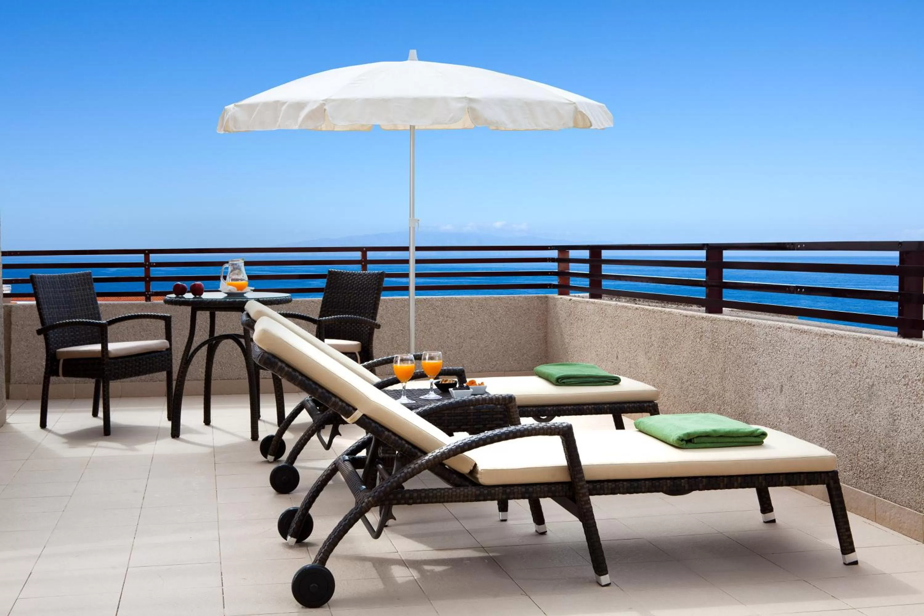 Junior Suite (2 Adults + 1 Child) in GF Fañabe