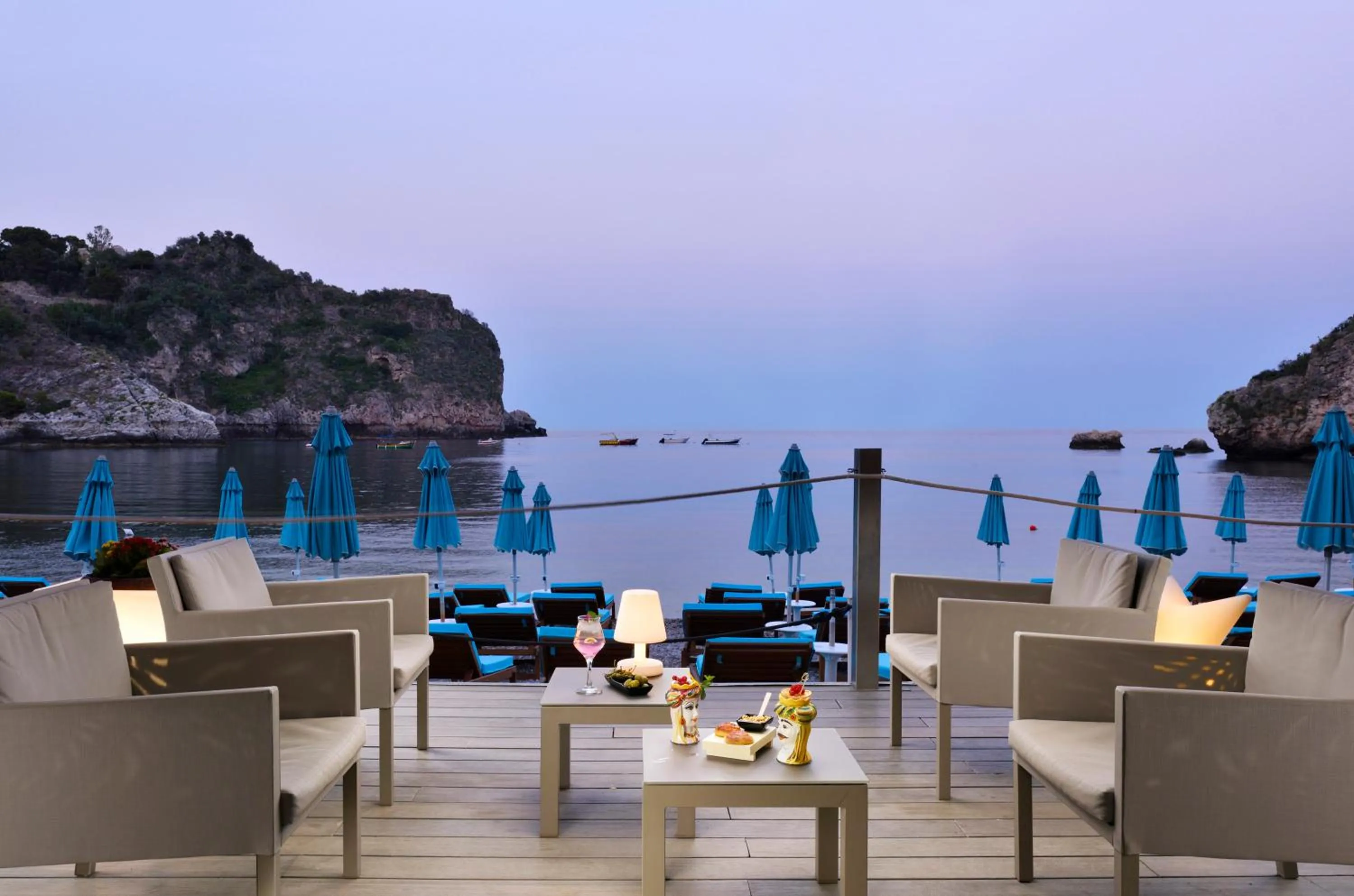 Lounge or bar in La Plage Resort