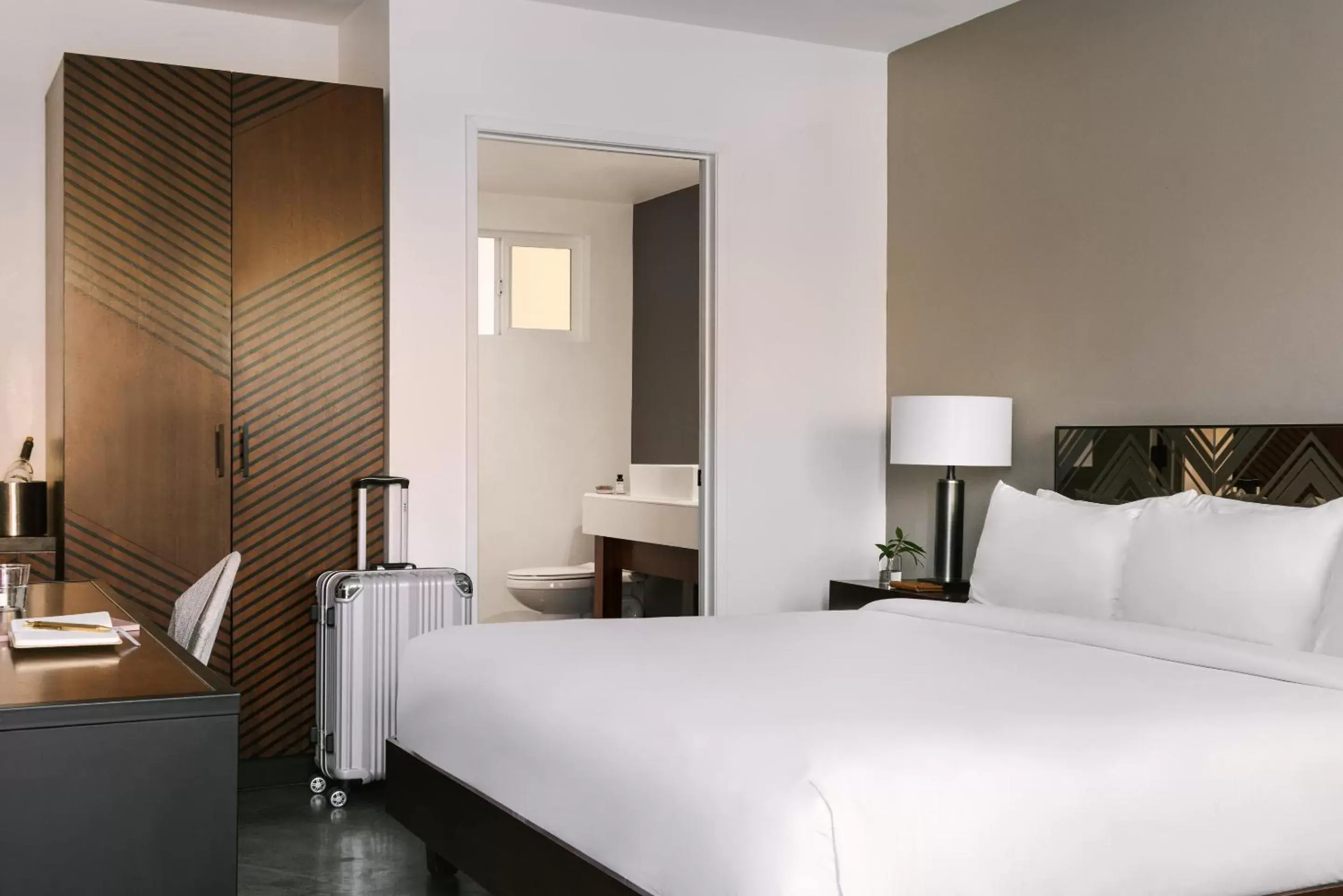 Deluxe King Room in The V powered by Sonder Deluxe King Room in The V powered by Sonder