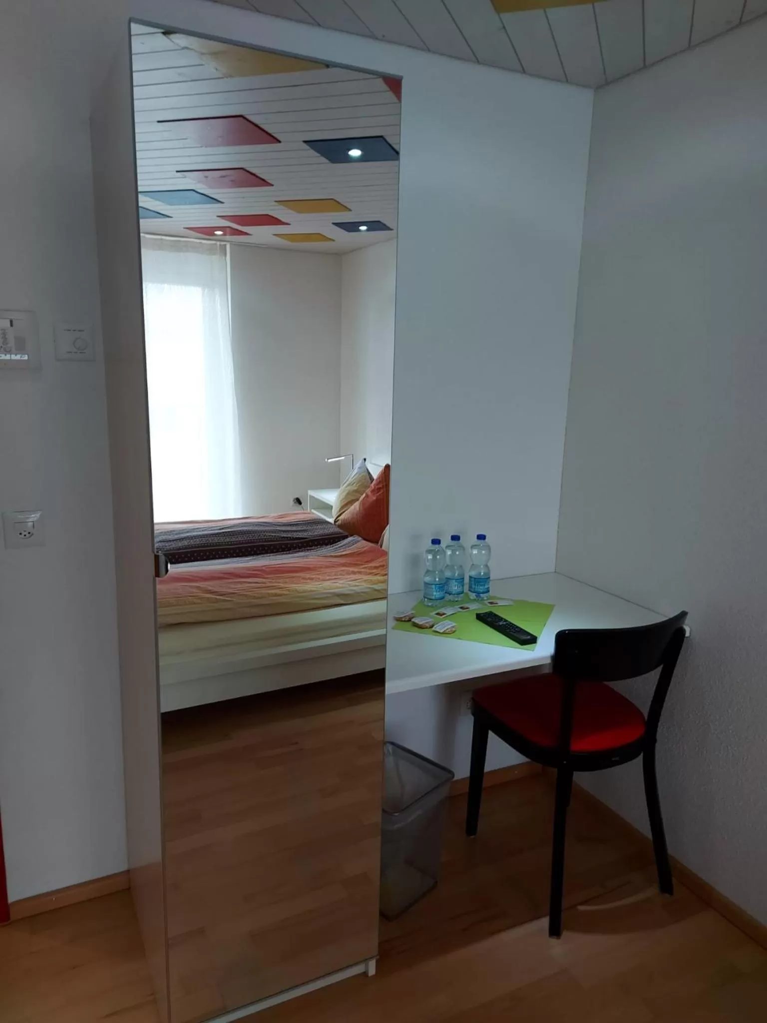 Photo of the whole room, Bed in Hotel Pamakin