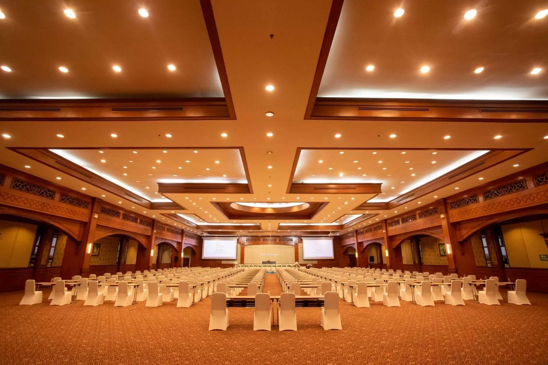 Meeting/conference room in Star Convention Hotel