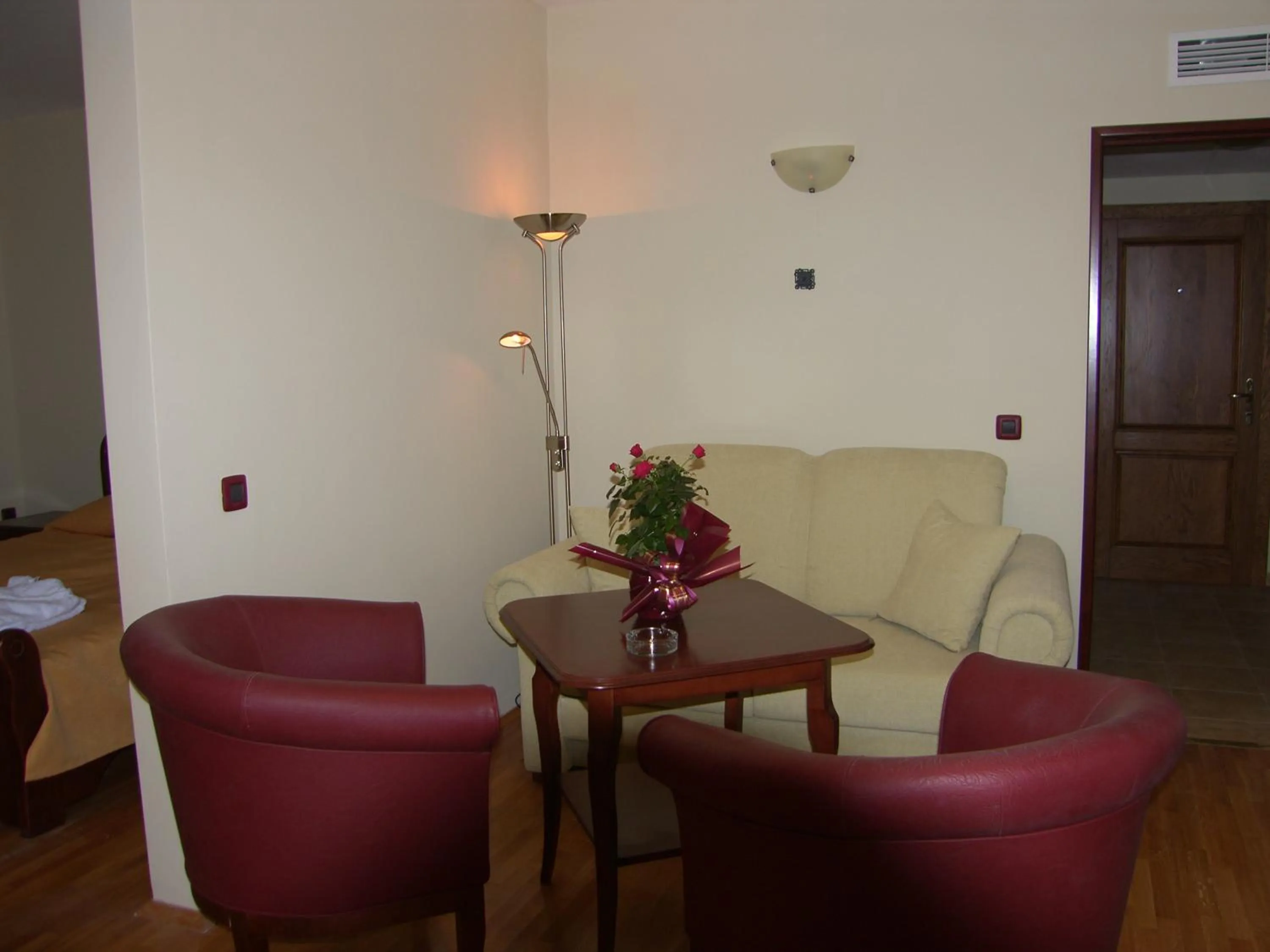 Seating area in Meridian Hotel Bolyarski