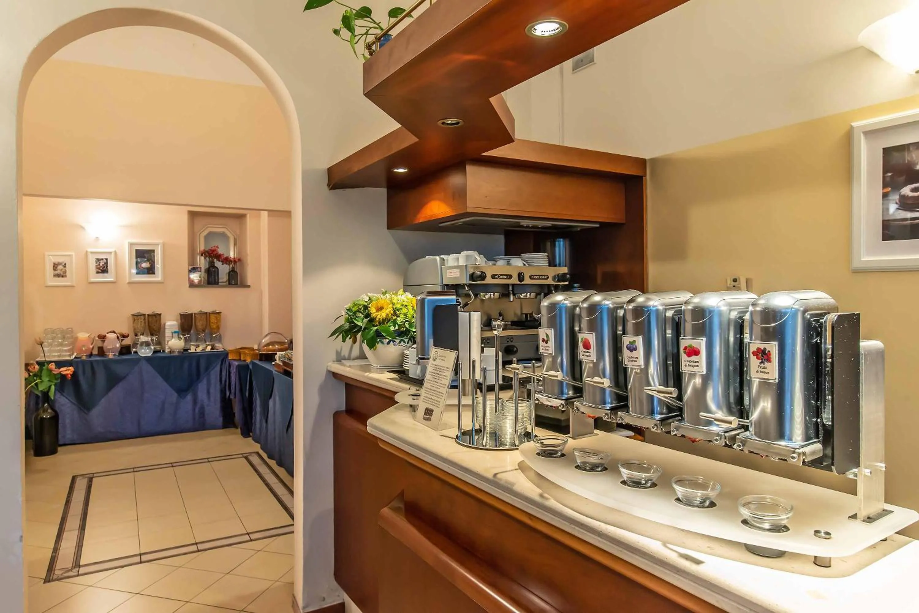 Breakfast in Hotel Bonifacio