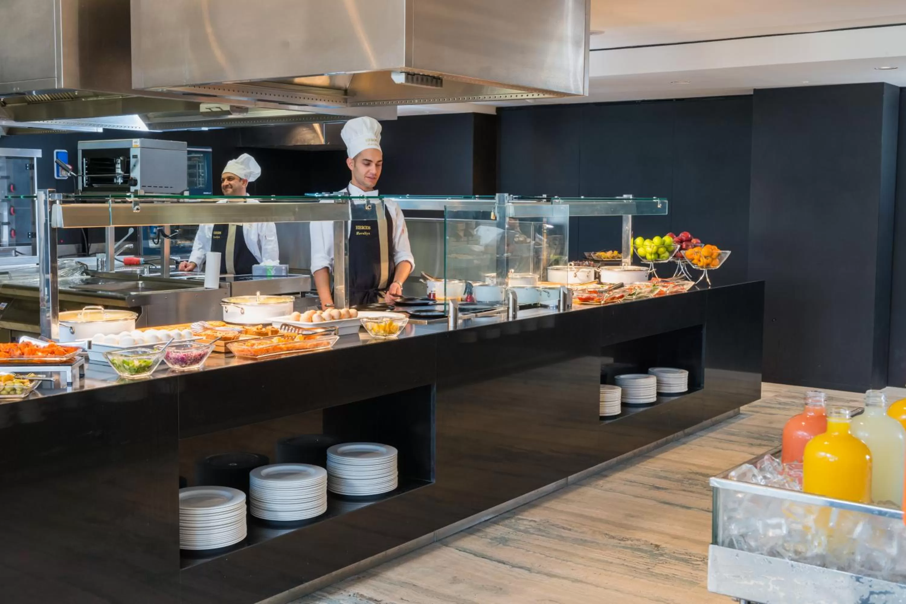 Restaurant/places to eat in Herods Herzliya