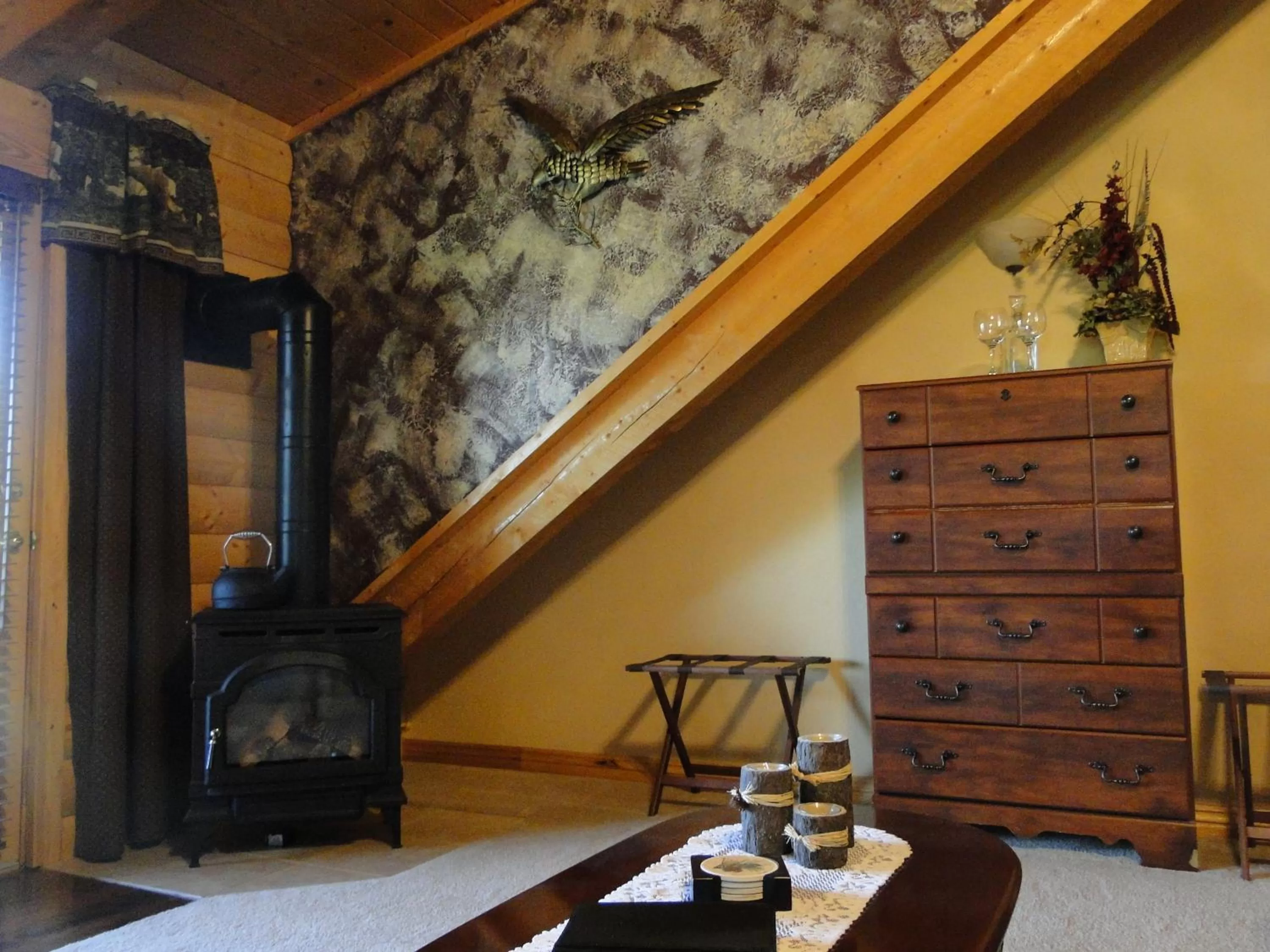 Decorative detail in Elkwood Manor Bed & Breakfast