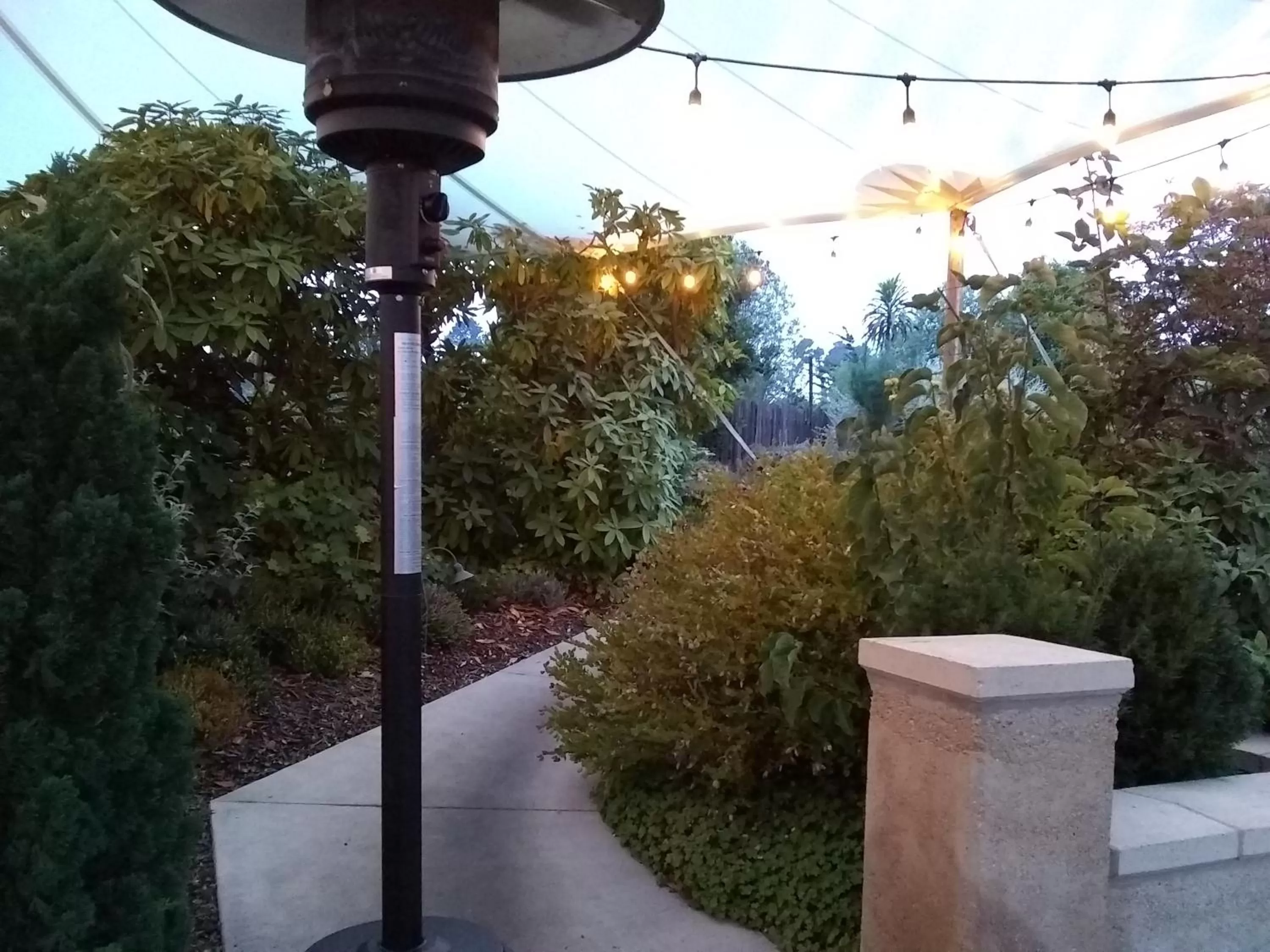 Garden in Noyo Harbor Inn