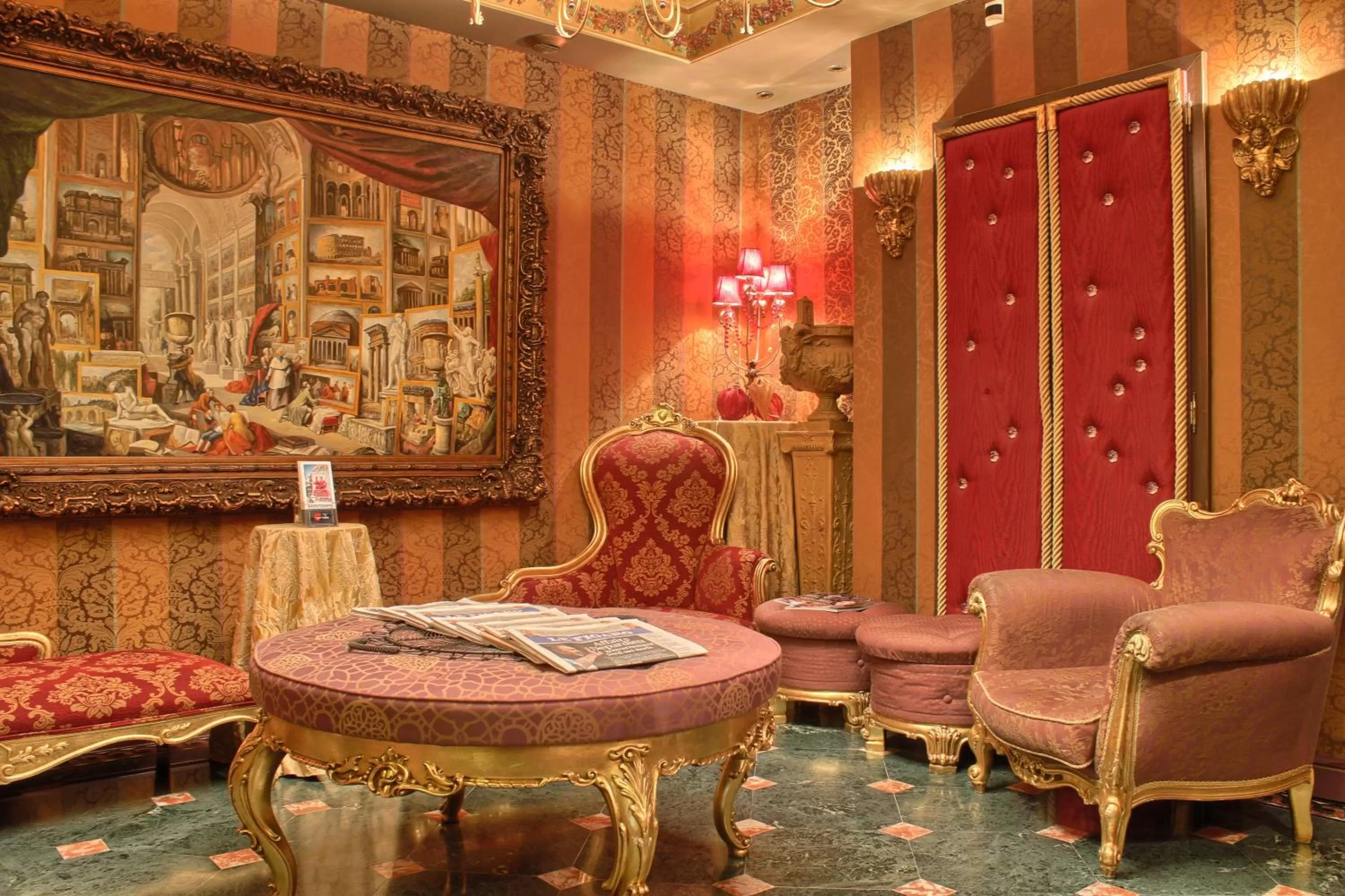 Lounge or bar in La Villa Royale