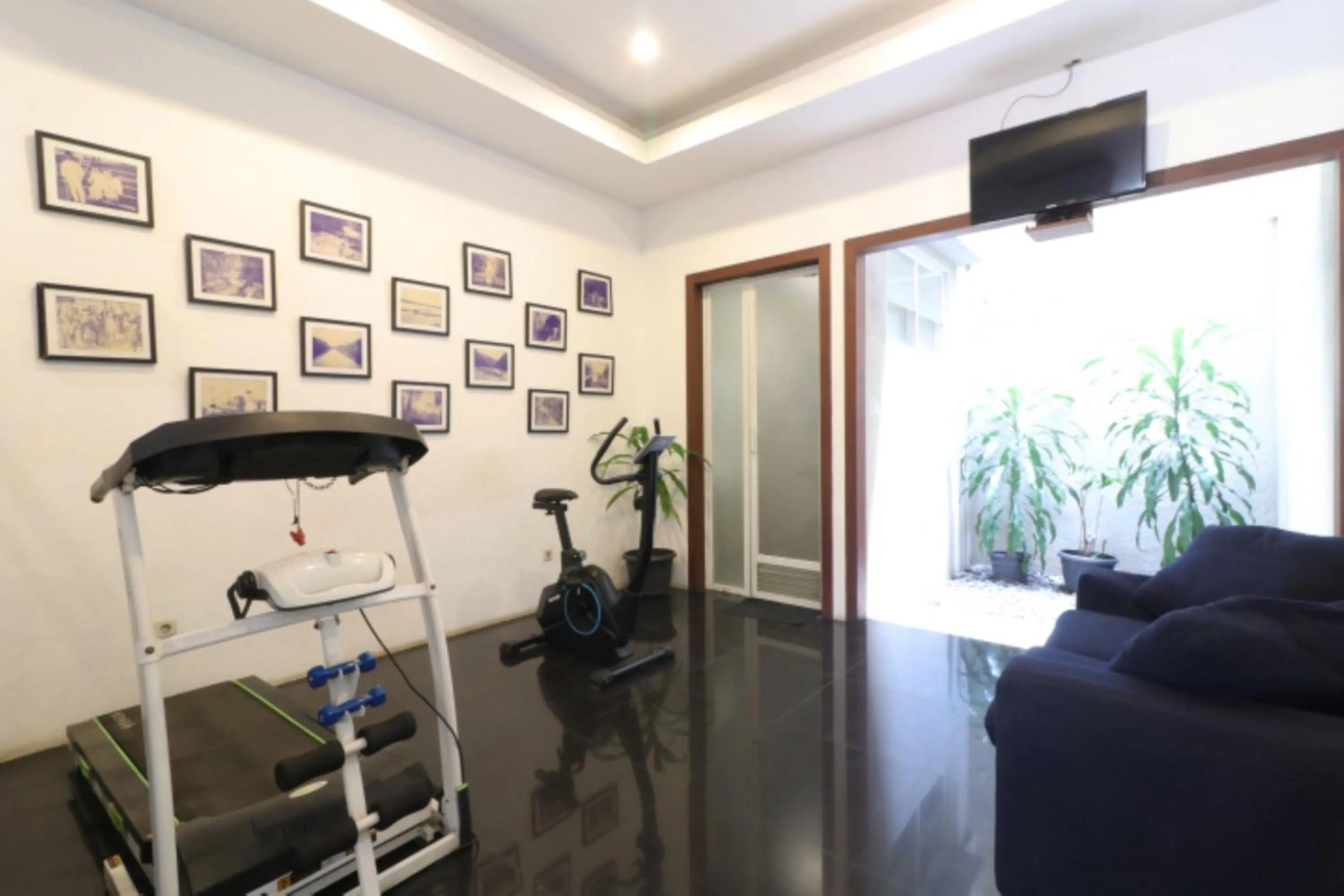 Fitness centre/facilities in Pejaten Valley Residence