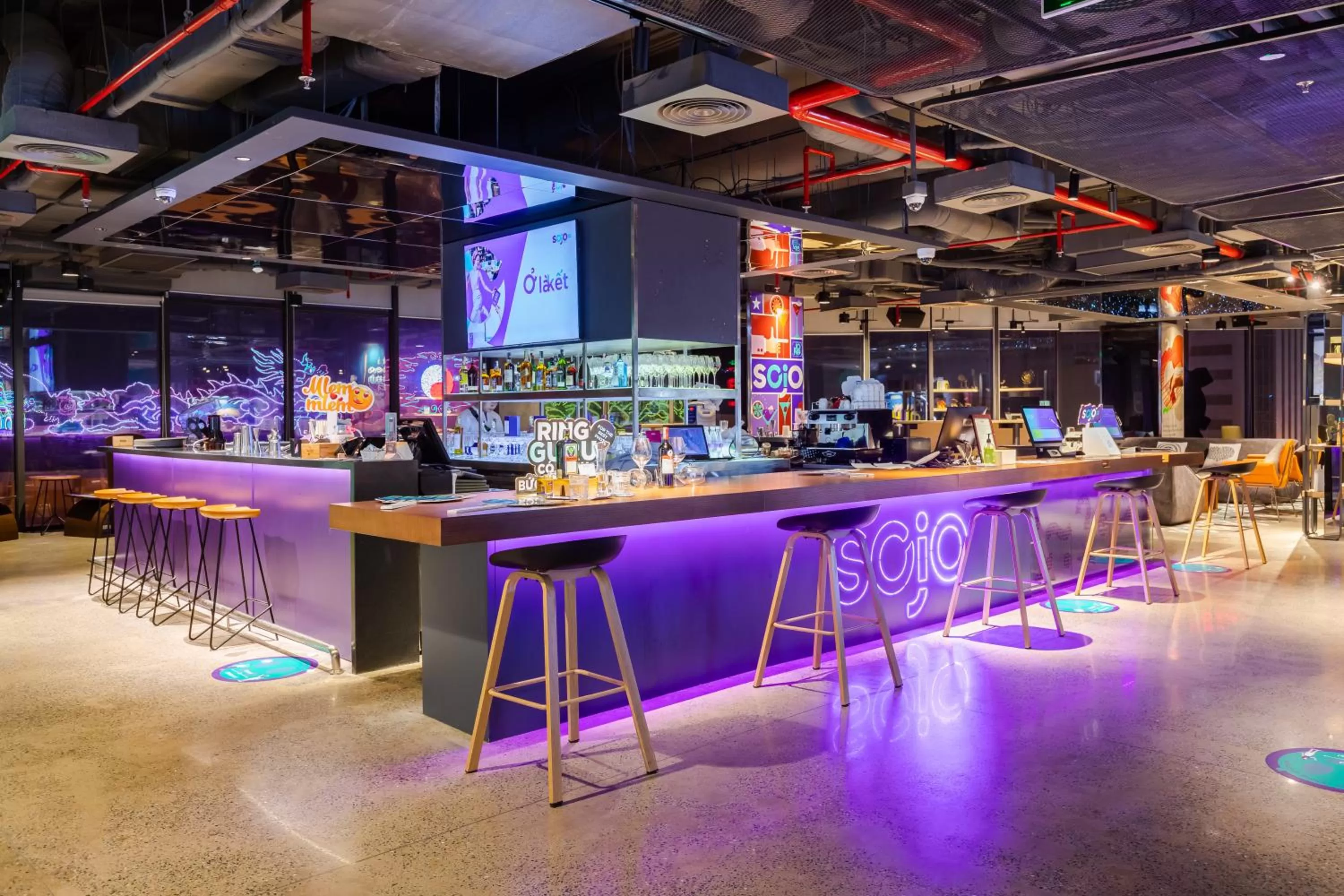 Lounge or bar in SOJO Hotel Nam Dinh