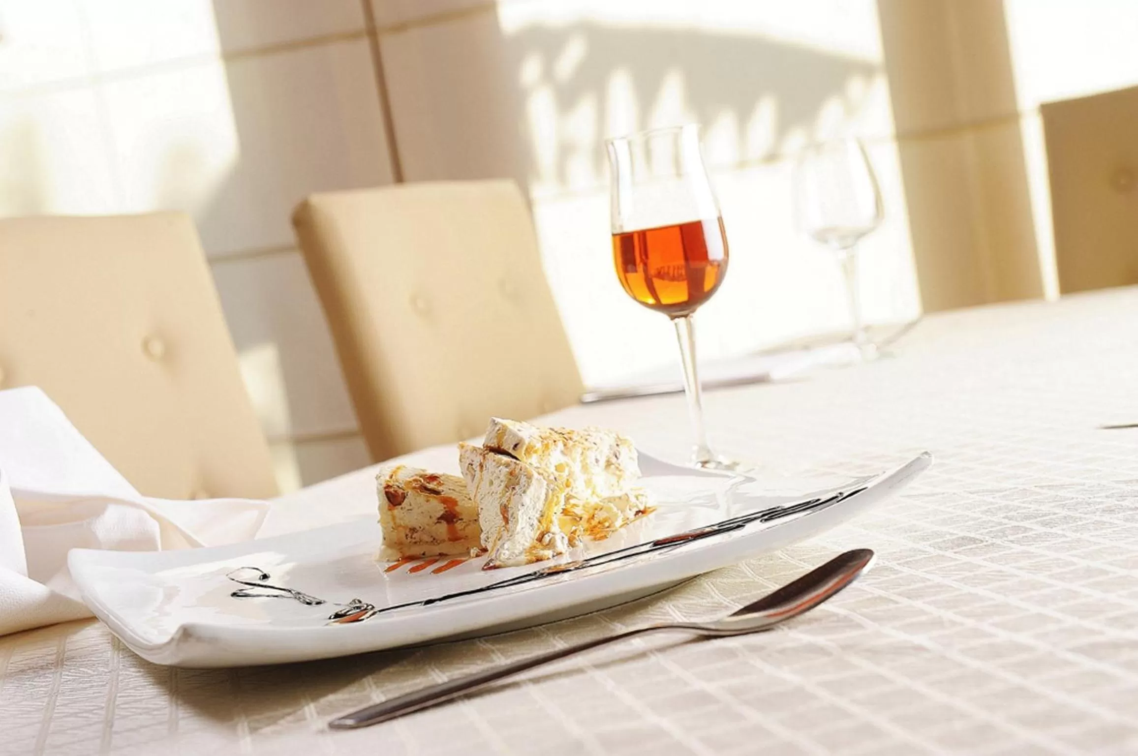 Restaurant/places to eat in Hotel Baja Romantica