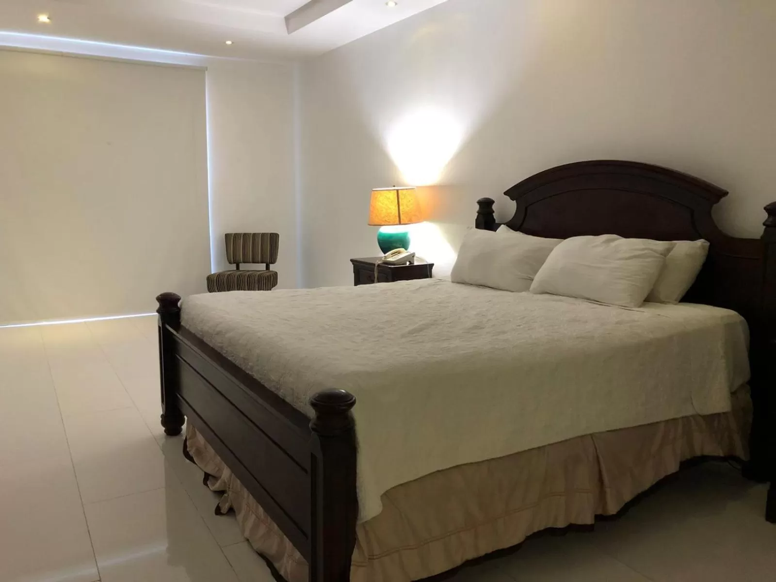 Bed in Golden House Hotel & Convention Center