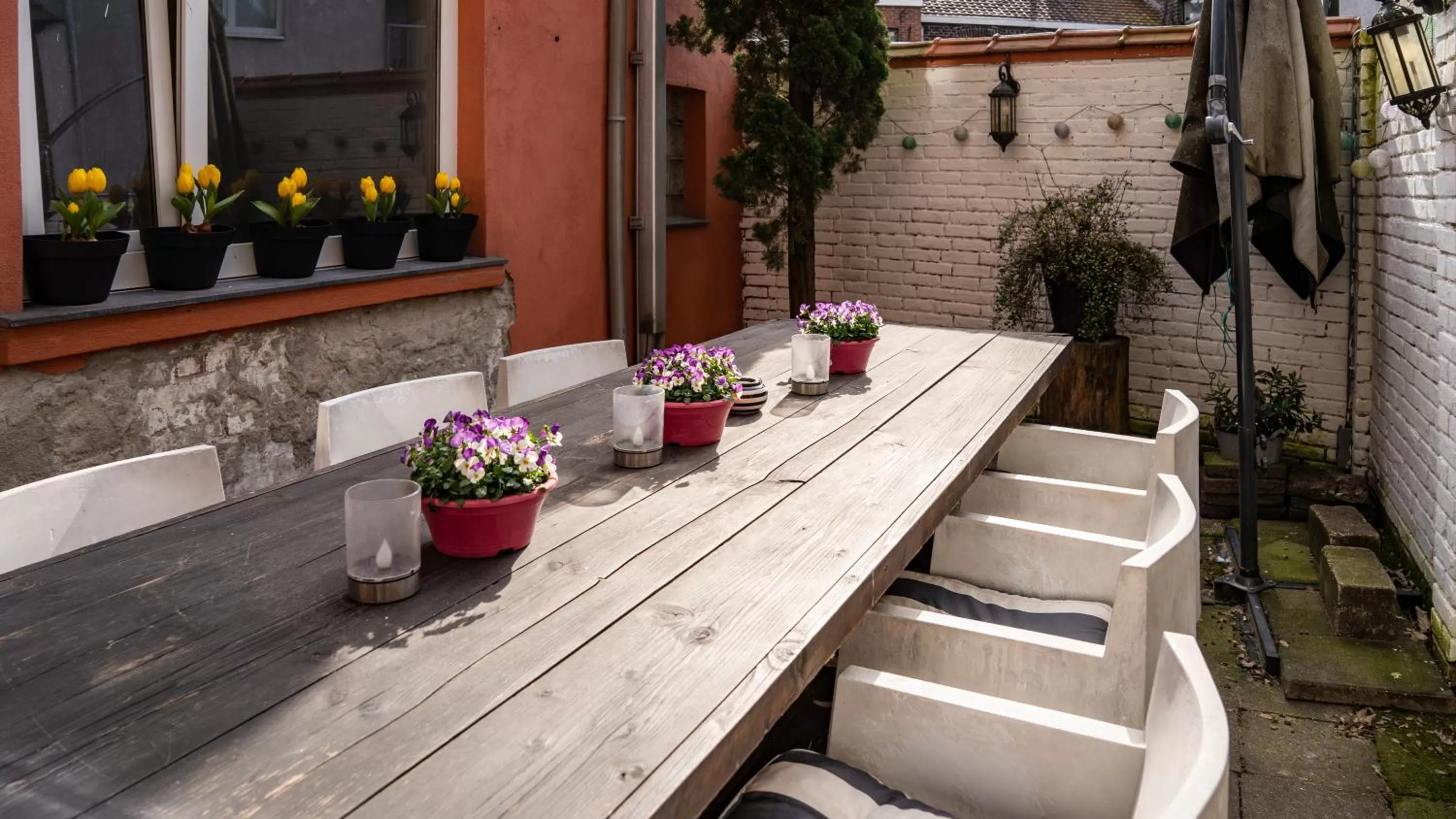 Patio in Bed & Coffee Inn d'n Acht