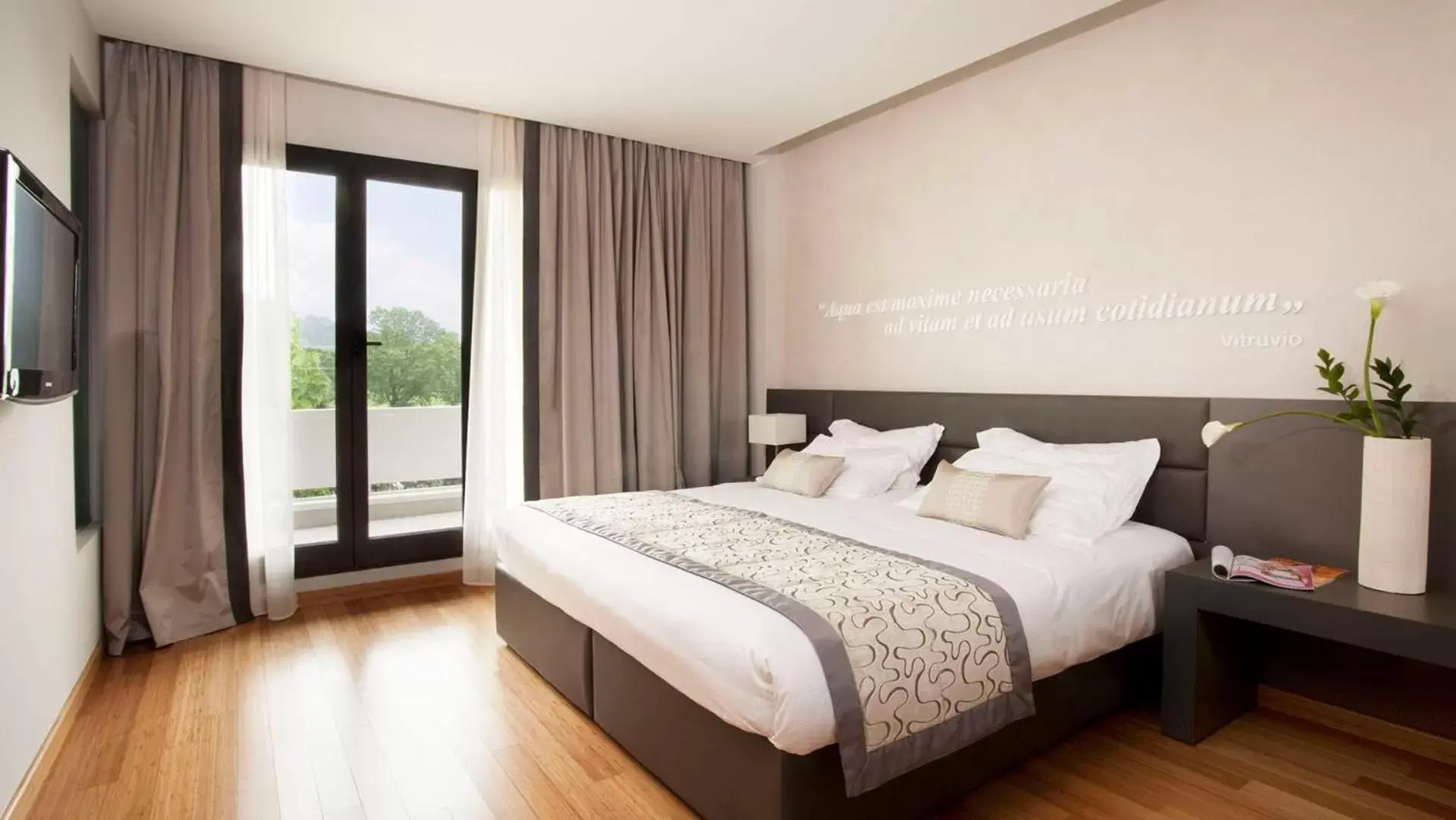 Majestic Double Room with Pool Acces - single occupancy in Galzignano Resort Terme & Golf - Hotel Majestic Majestic Double Room with Pool Acces - single occupancy in Galzignano Resort Terme & Golf - Hotel Majestic