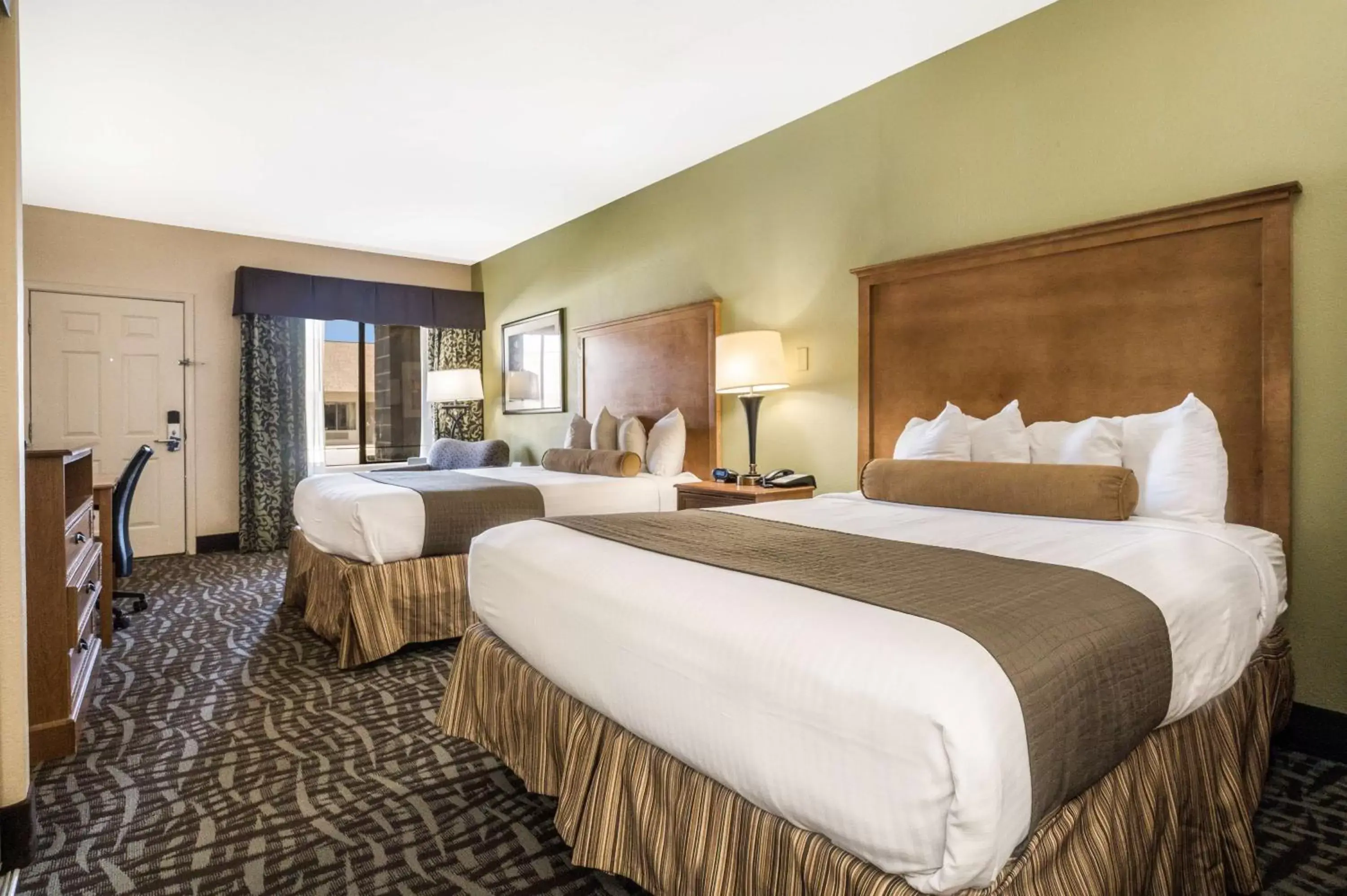 Queen Room with Two Queen Beds and Roll-In Shower - Disability Access in SureStay Hotel by Best Western Alice Queen Room with Two Queen Beds and Roll-In Shower - Disability Access in SureStay Hotel by Best Western Alice