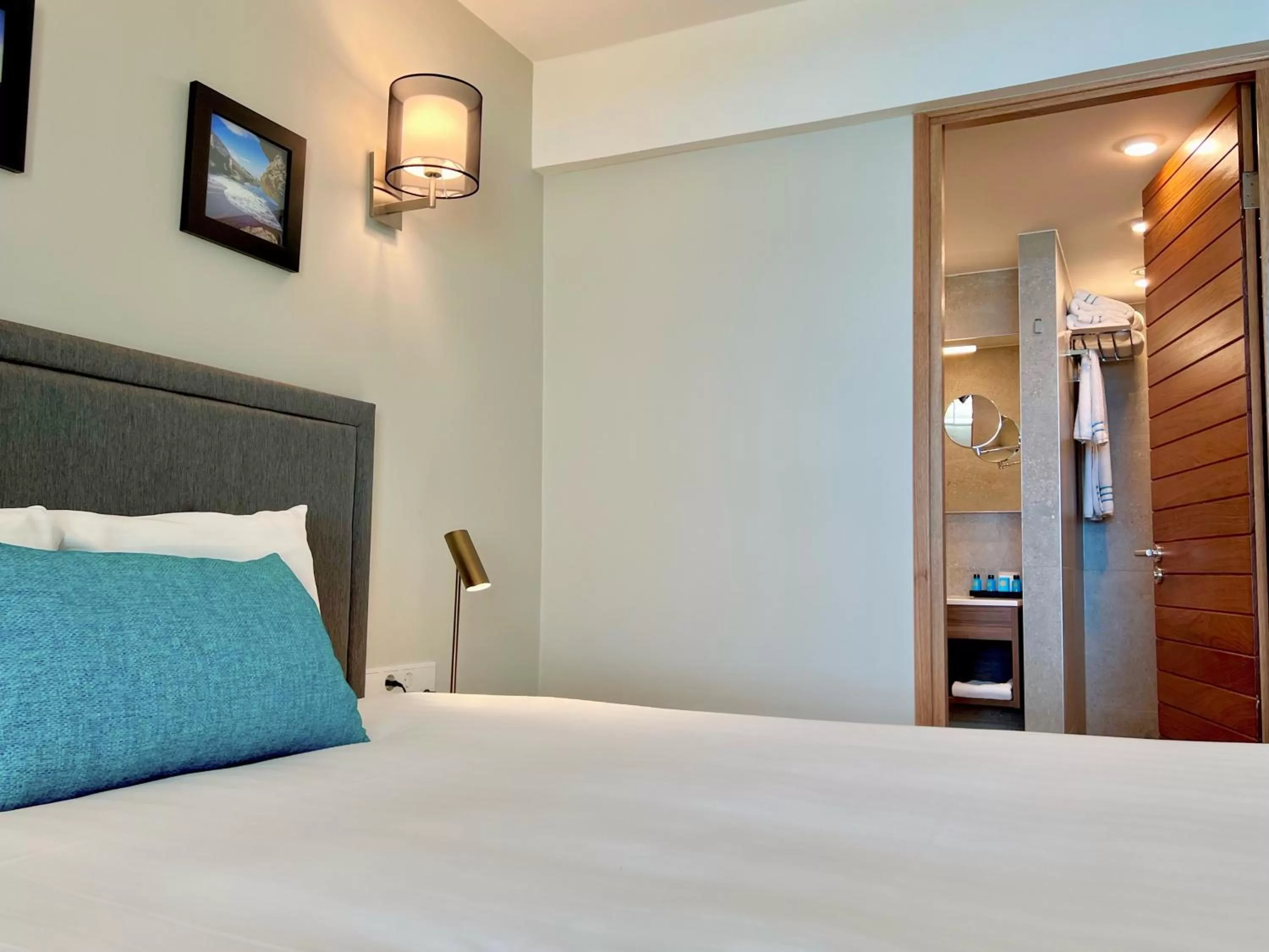 Bed in Curacao Avila Beach Hotel