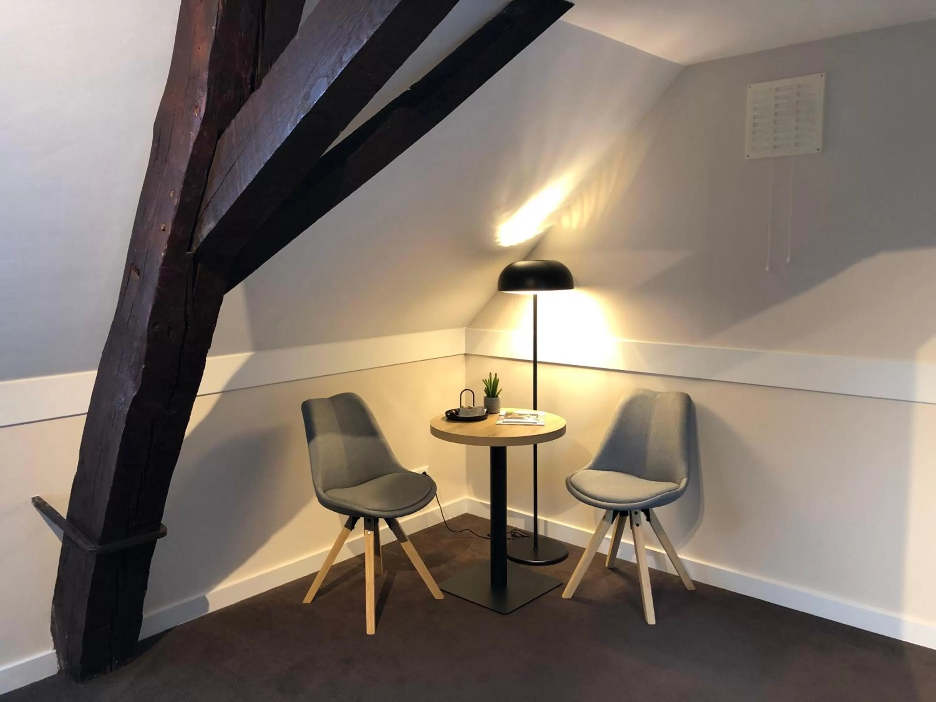 Seating area in De Pastorie Bed & Breakfast